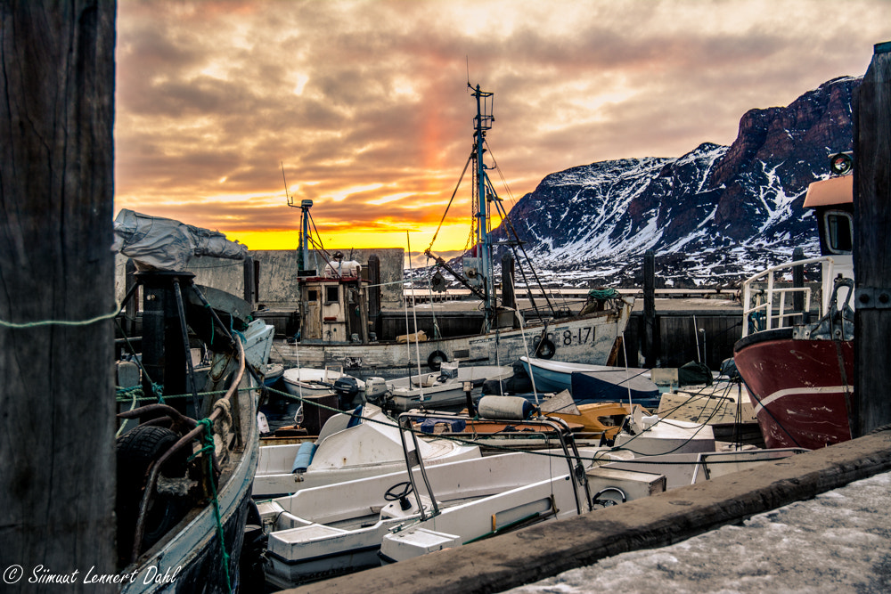 Nikon AF-S Nikkor 18-35mm F3.5-4.5G ED sample photo. Sisimiut harbor photography