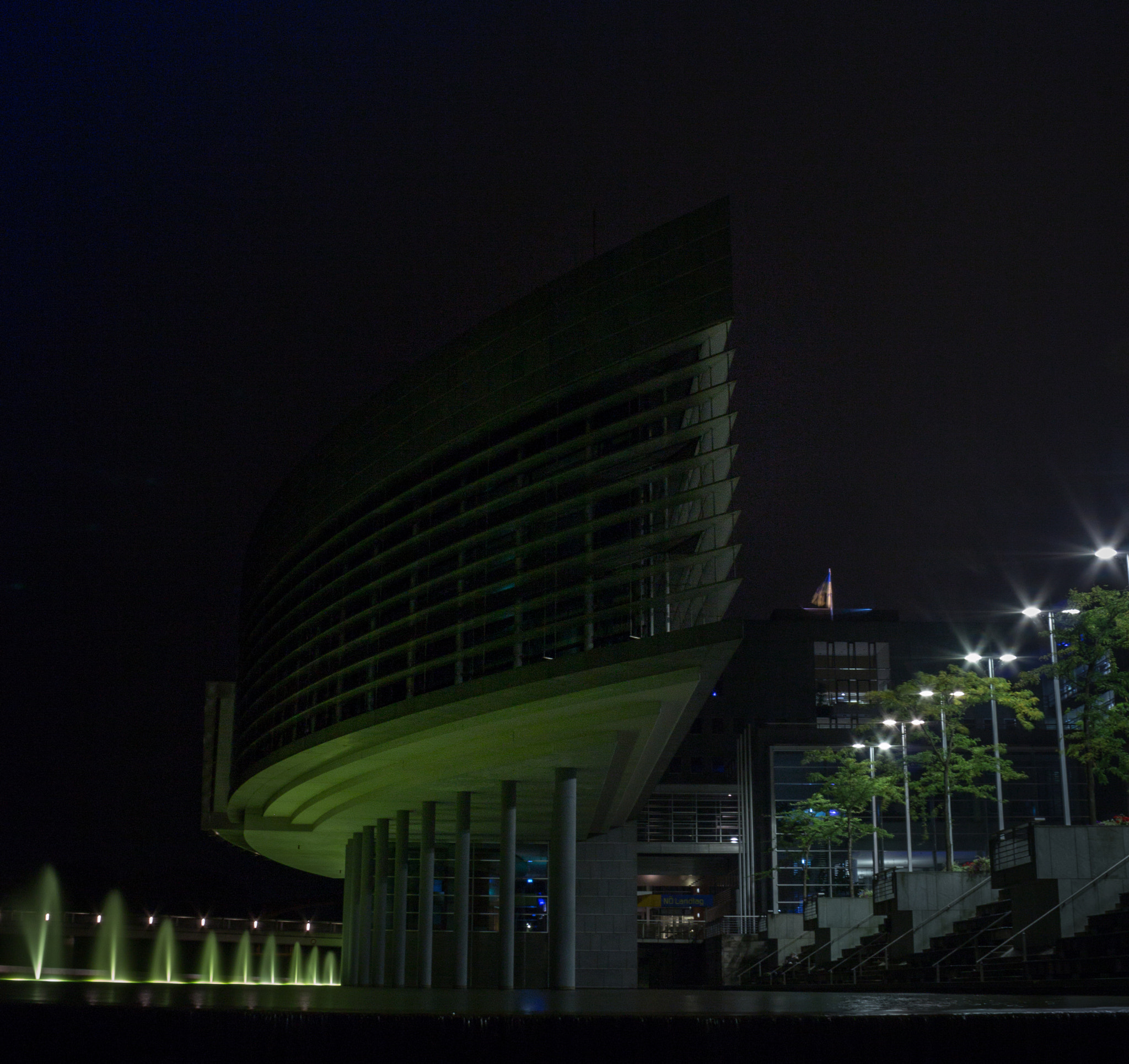 Canon EOS 100D (EOS Rebel SL1 / EOS Kiss X7) sample photo. Nightvision photography