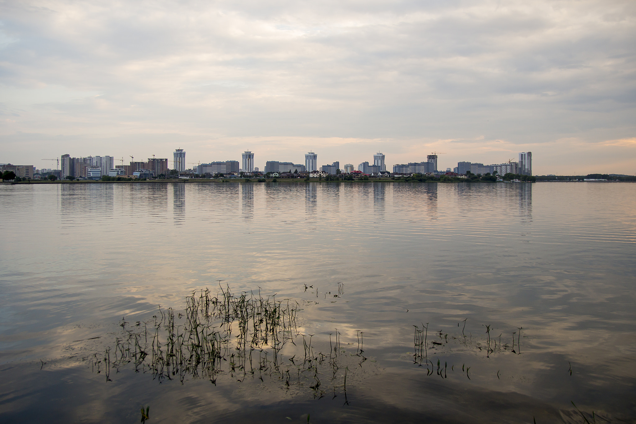 Canon EF-S 17-55mm F2.8 IS USM sample photo. Minsk at sunset 2 photography