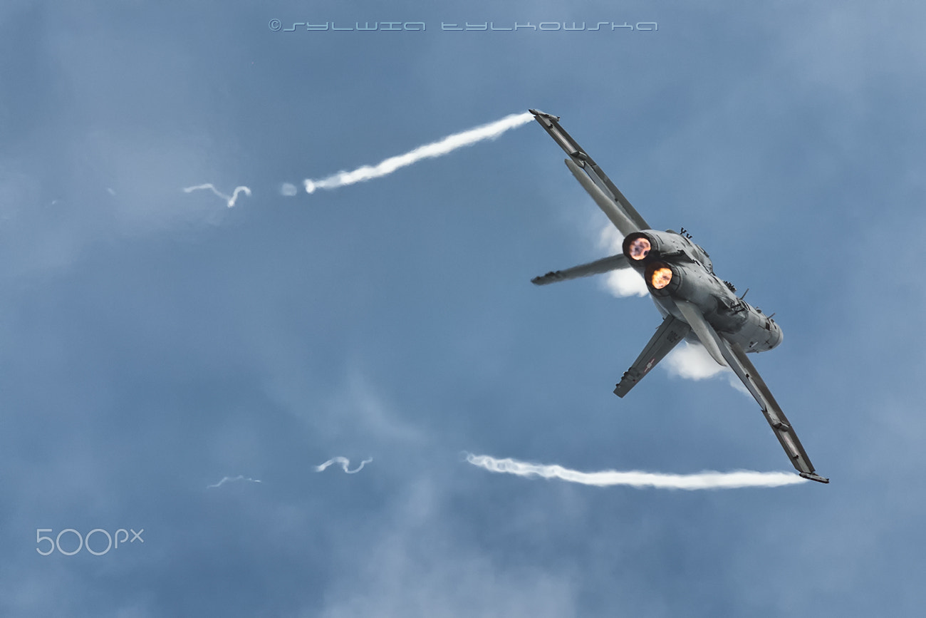 Nikon D90 + Nikon AF-S Nikkor 300mm F4D ED-IF sample photo. Mcdonnell douglas f/a-18c hornet photography