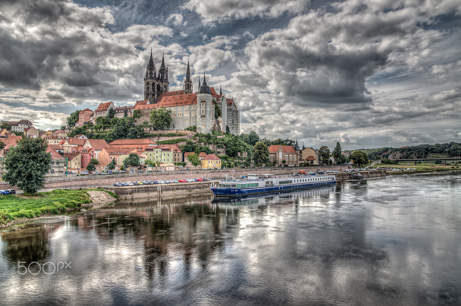 Sigma 17-70mm F2.8-4 DC Macro OS HSM sample photo. Albrechtsburg photography