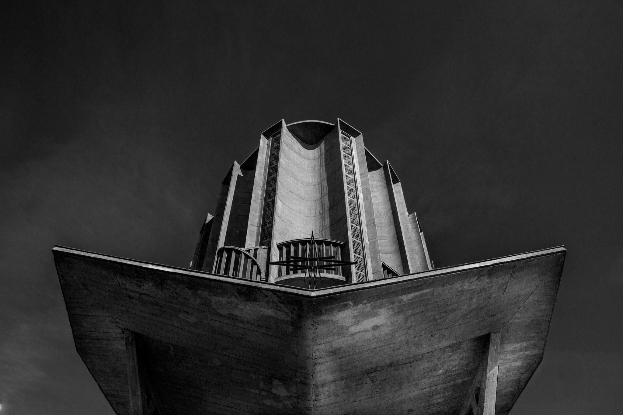 Sony SLT-A65 (SLT-A65V) sample photo. Cathédrale de royan photography