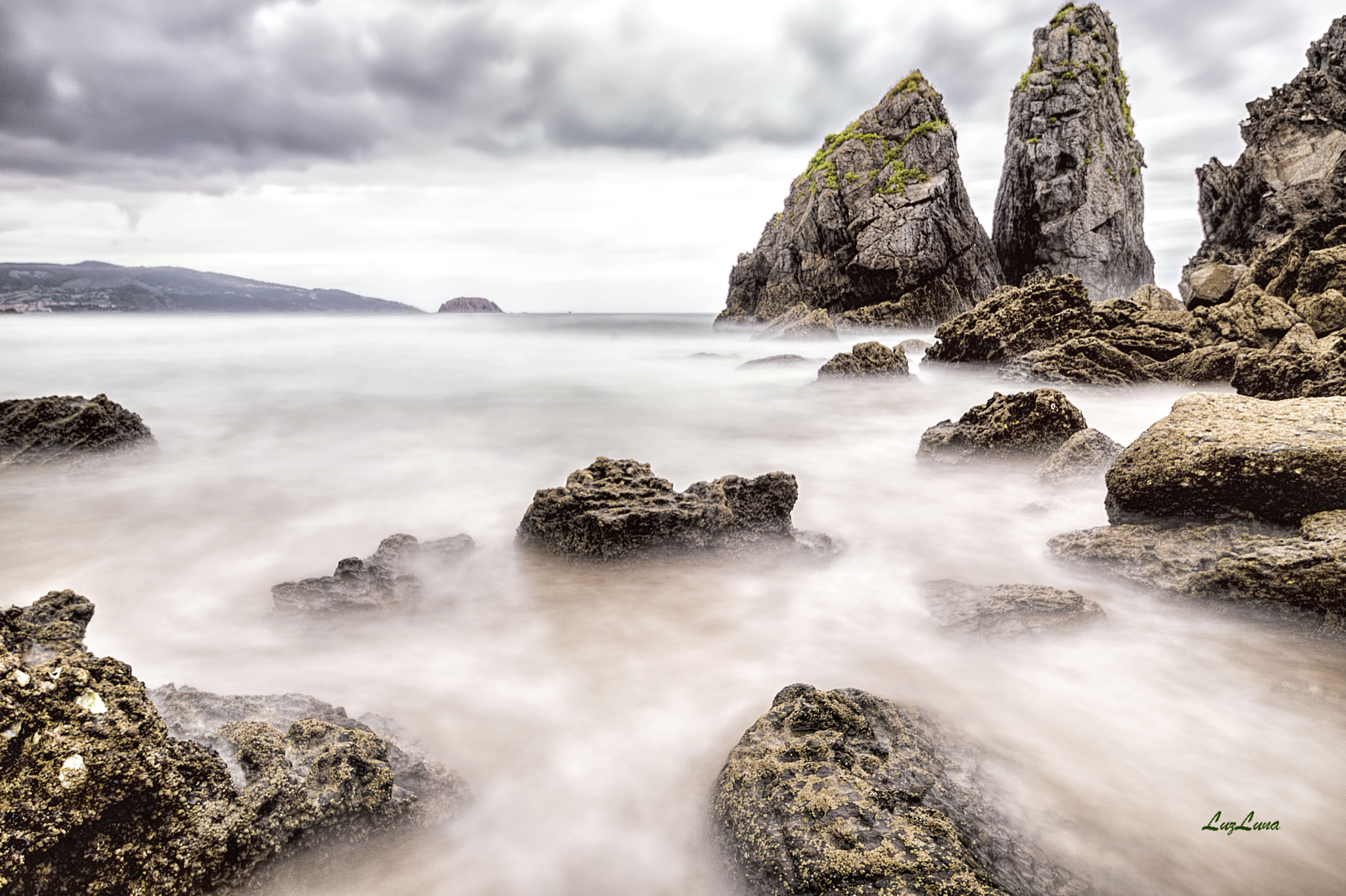 Sigma 10-20mm F3.5 EX DC HSM sample photo. Thunderclouds photography