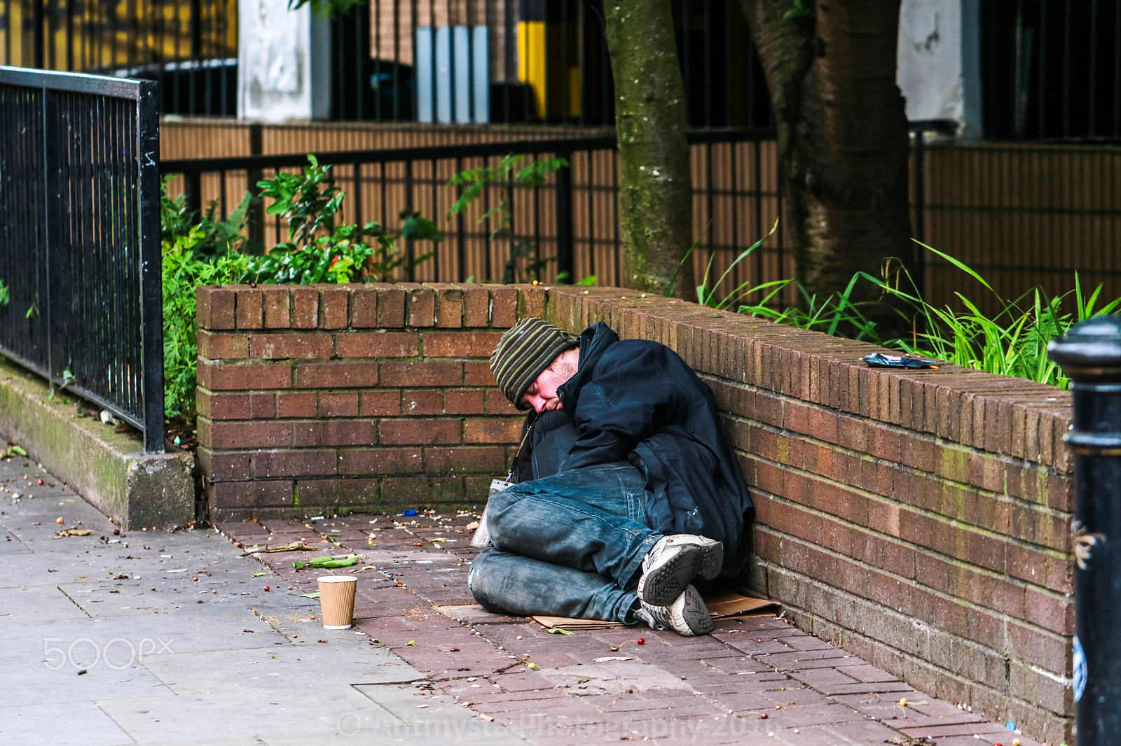 Canon EOS M3 + Canon EF 100mm F2.8L Macro IS USM sample photo. Homeless man photography