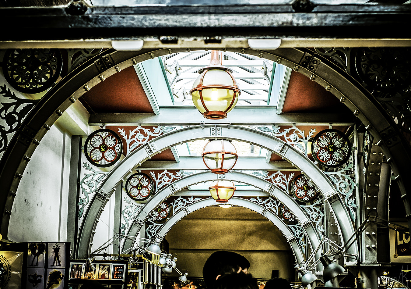 Fujifilm X-M1 + Fujifilm XF 35mm F1.4 R sample photo. Camden market photography