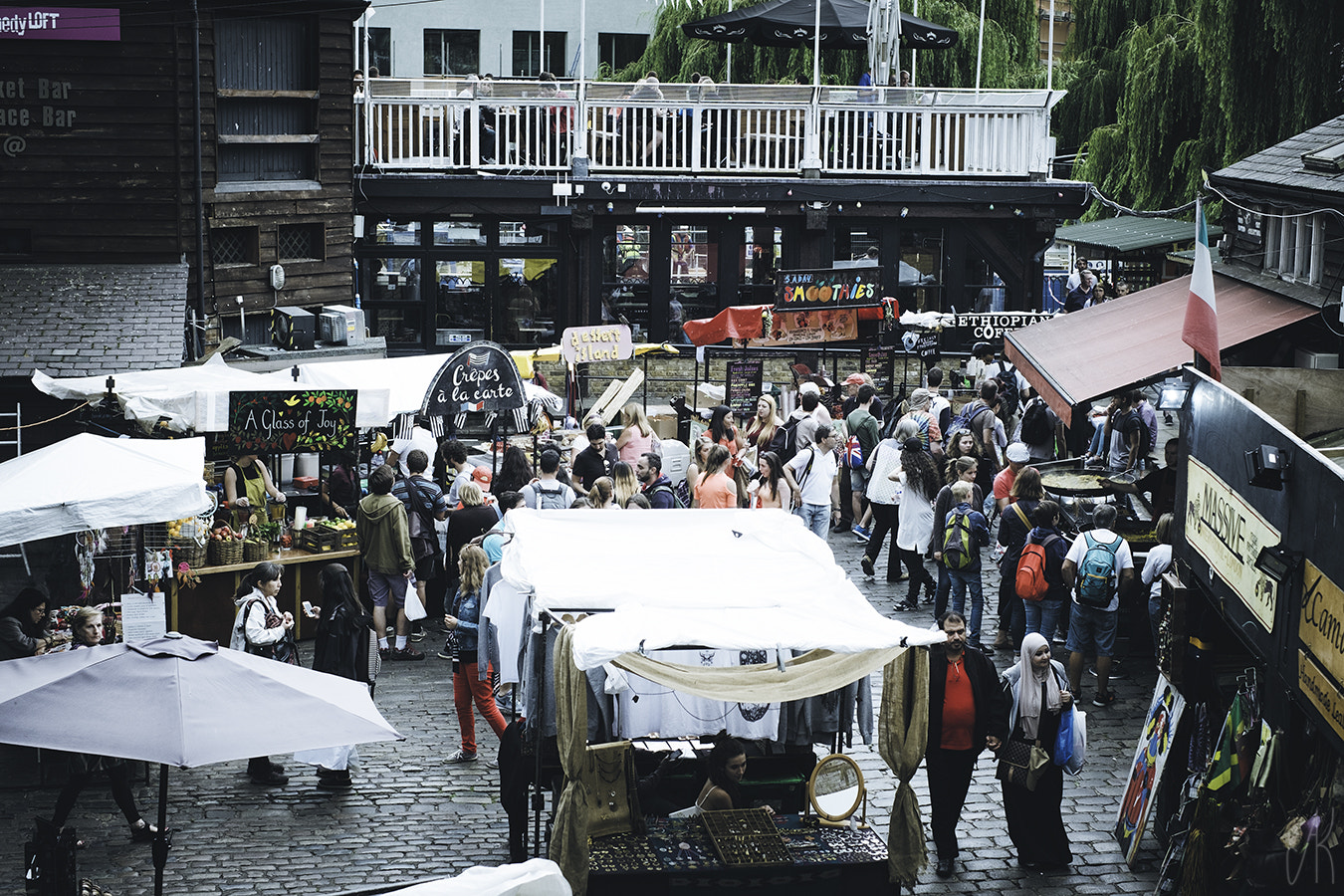 Fujifilm X-M1 + Fujifilm XF 35mm F1.4 R sample photo. Market photography
