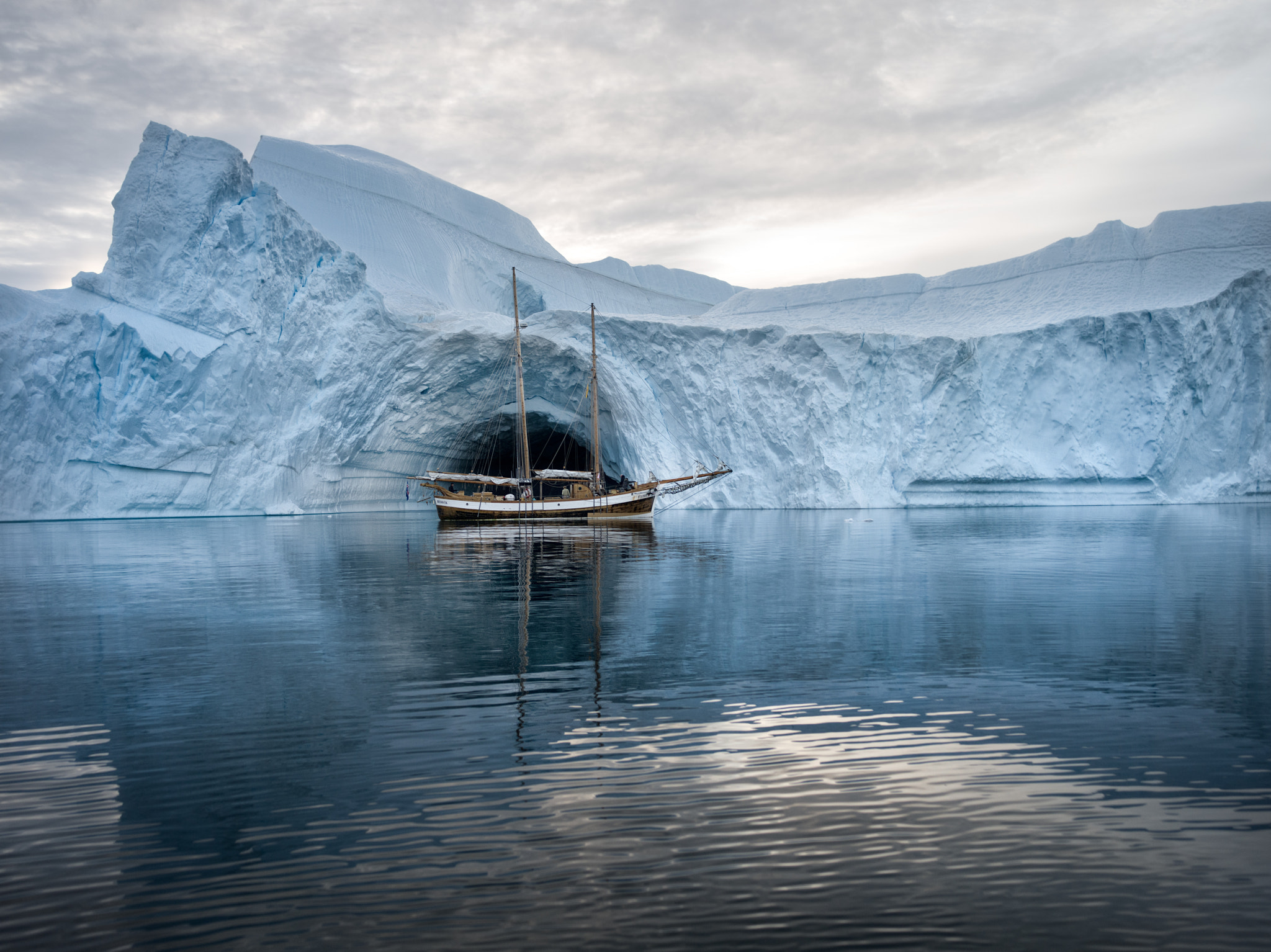Pentax 645D sample photo. Ice and boat photography