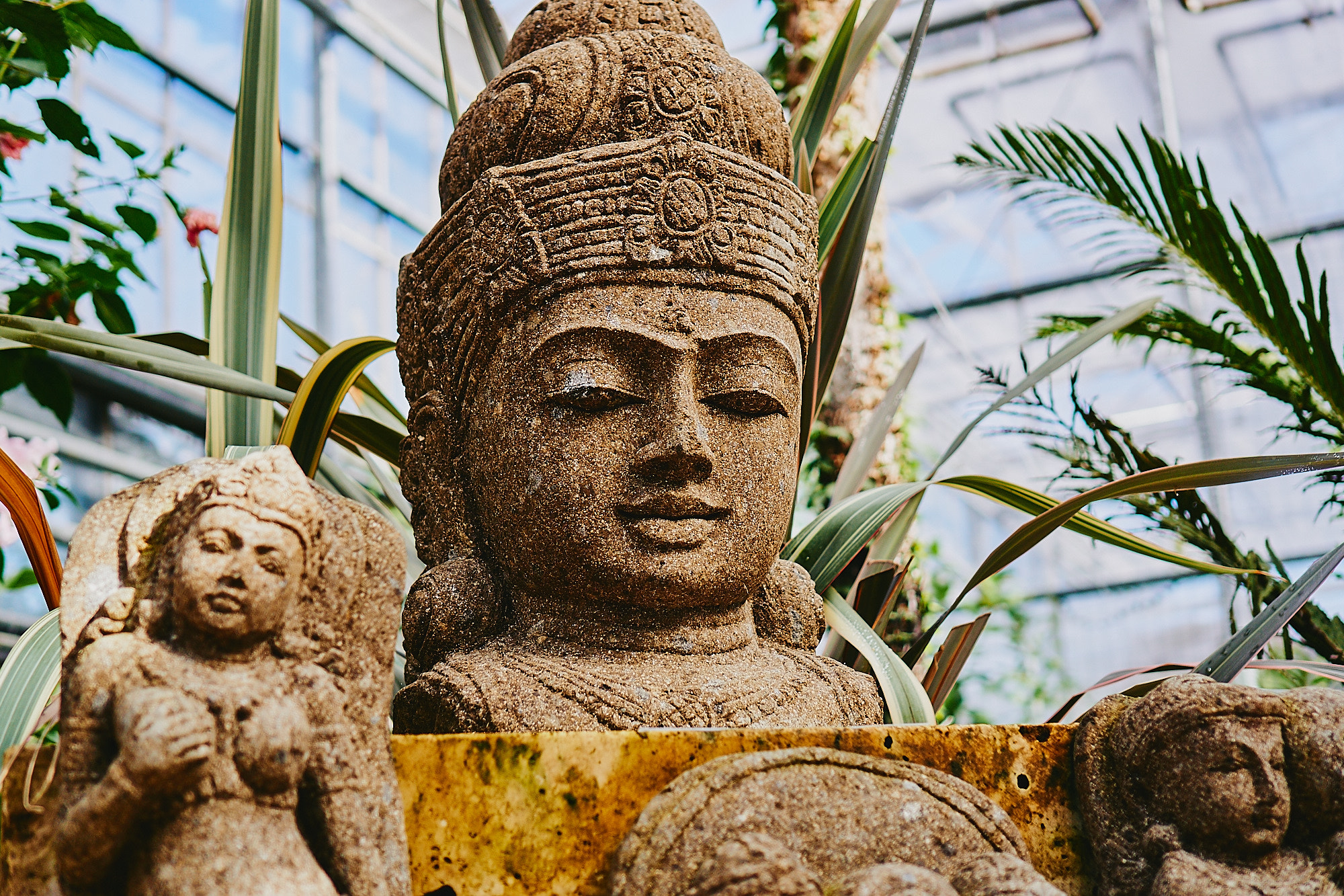 Sony E 35mm F1.8 OSS sample photo. Sculpture photography