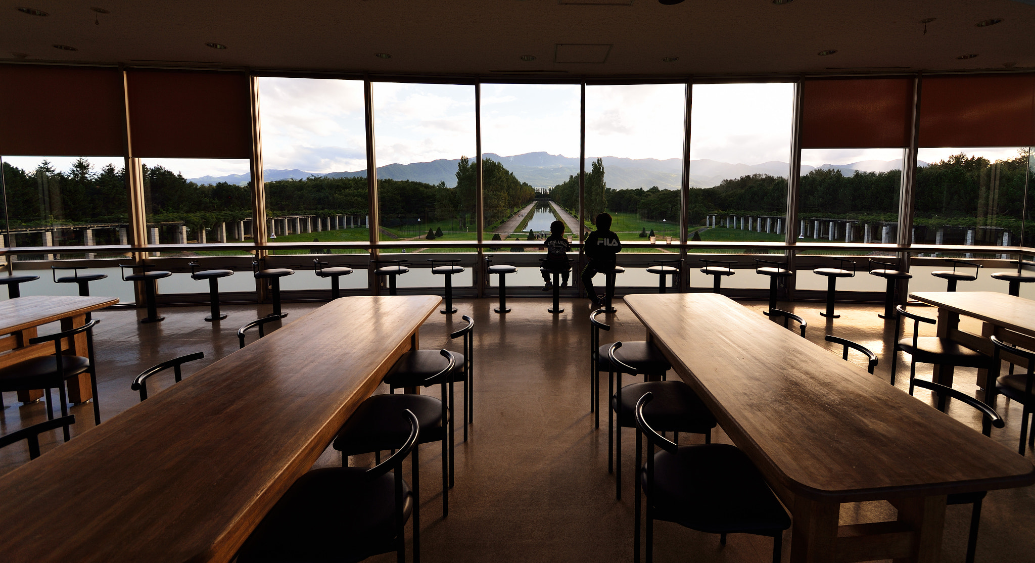 Sigma 12-24mm F4.5-5.6 II DG HSM sample photo. Break photography