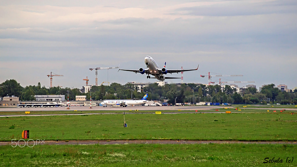Sony DT 55-200mm F4-5.6 SAM sample photo. Chopin airport photography