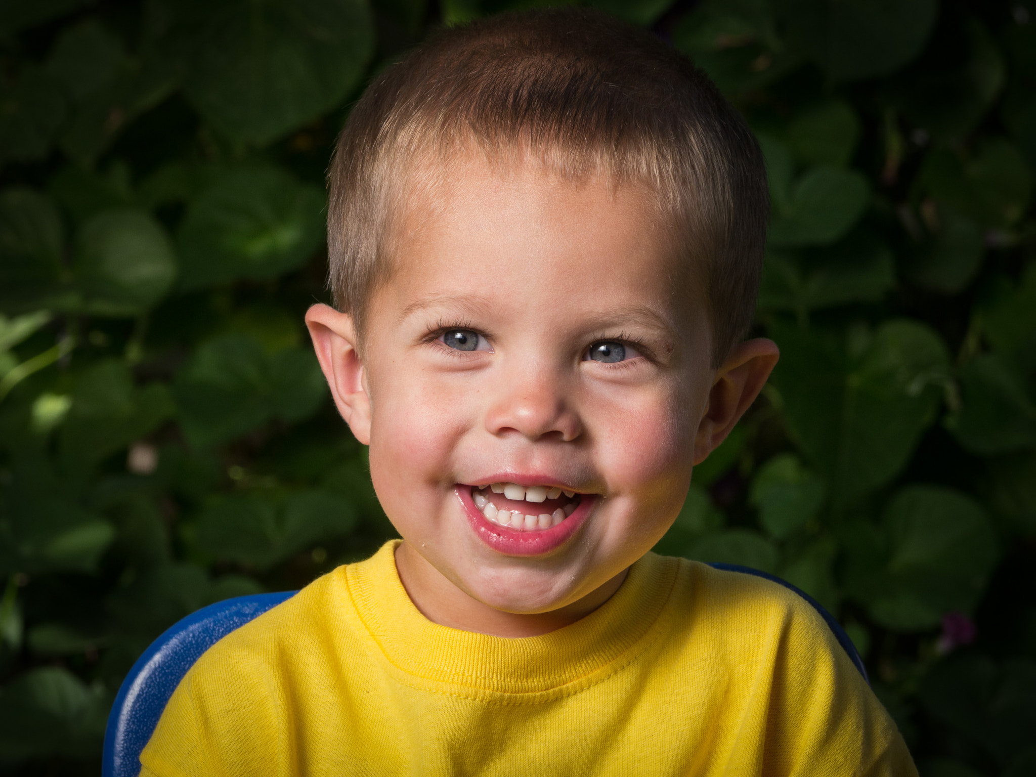 Panasonic Lumix DMC-GH2 + Panasonic Lumix G Vario 45-200mm F4-5.6 OIS sample photo. Smiling boy photography