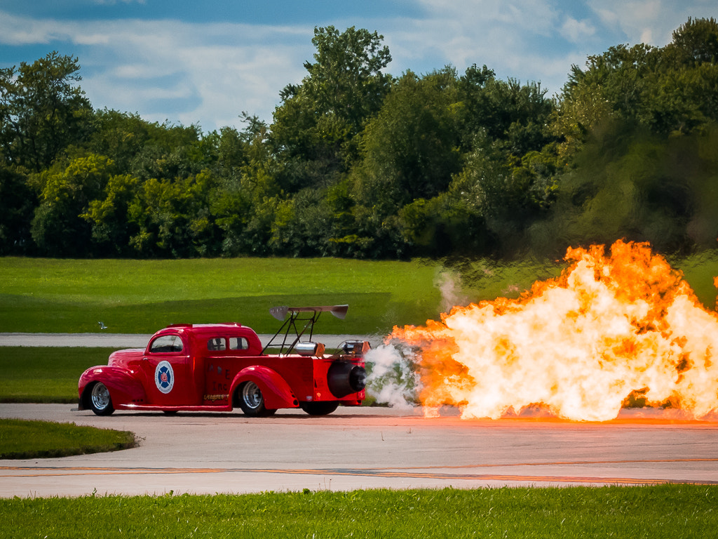 Olympus OM-D E-M5 II sample photo. Hot rod photography