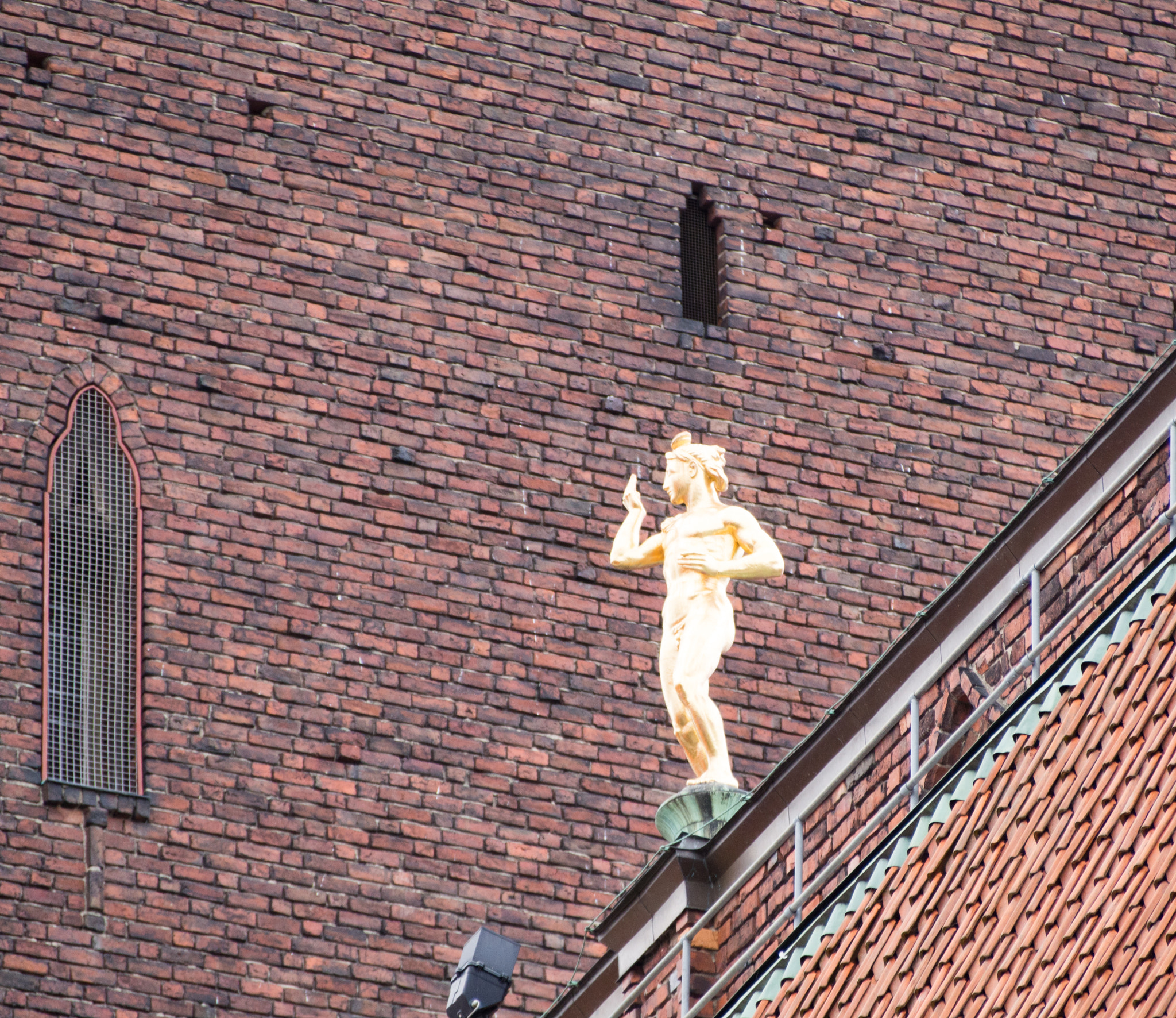 Olympus PEN E-PM2 sample photo. Stockholm city hall photography
