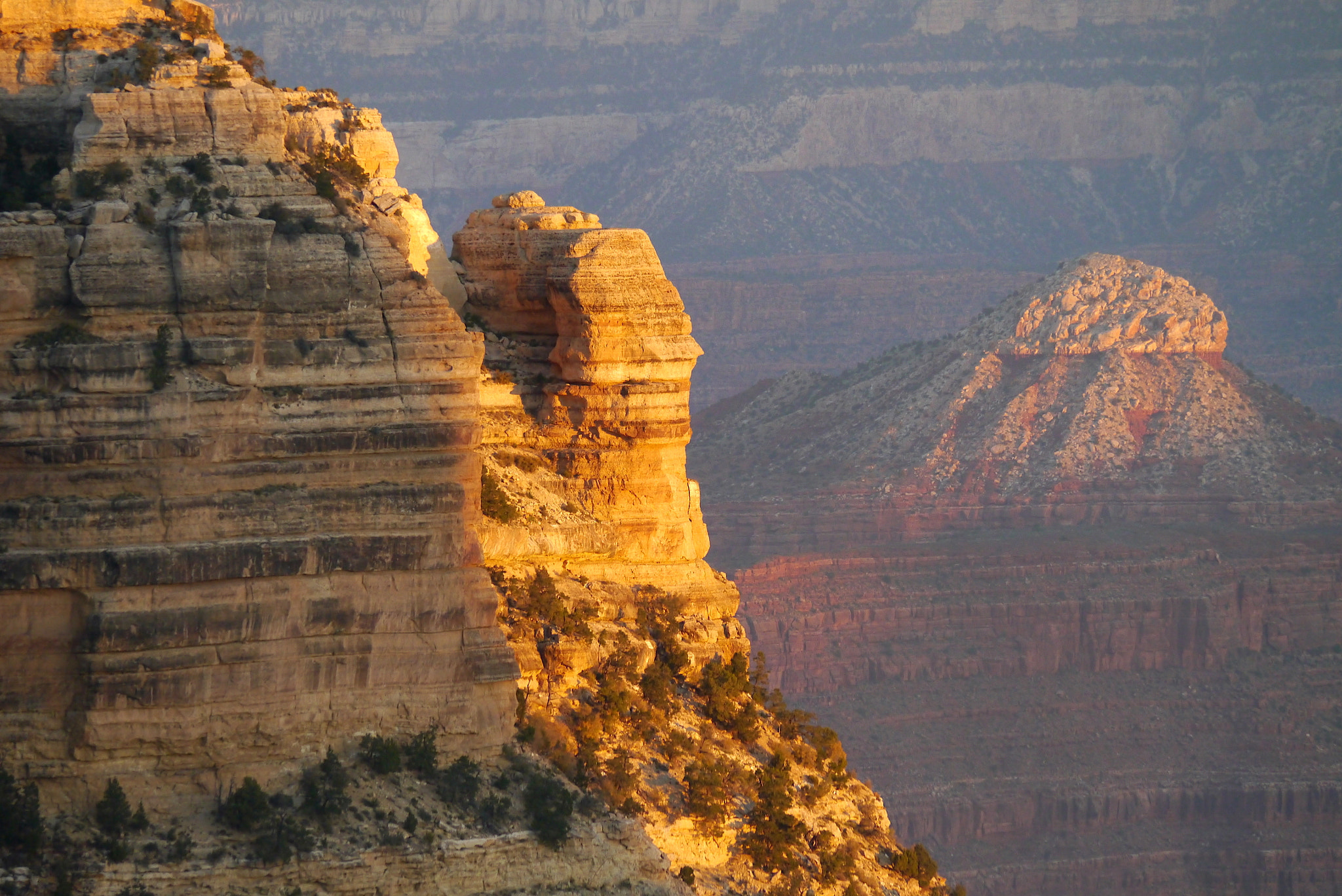 Panasonic Lumix DMC-GX1 sample photo. Grand canyon first light photography