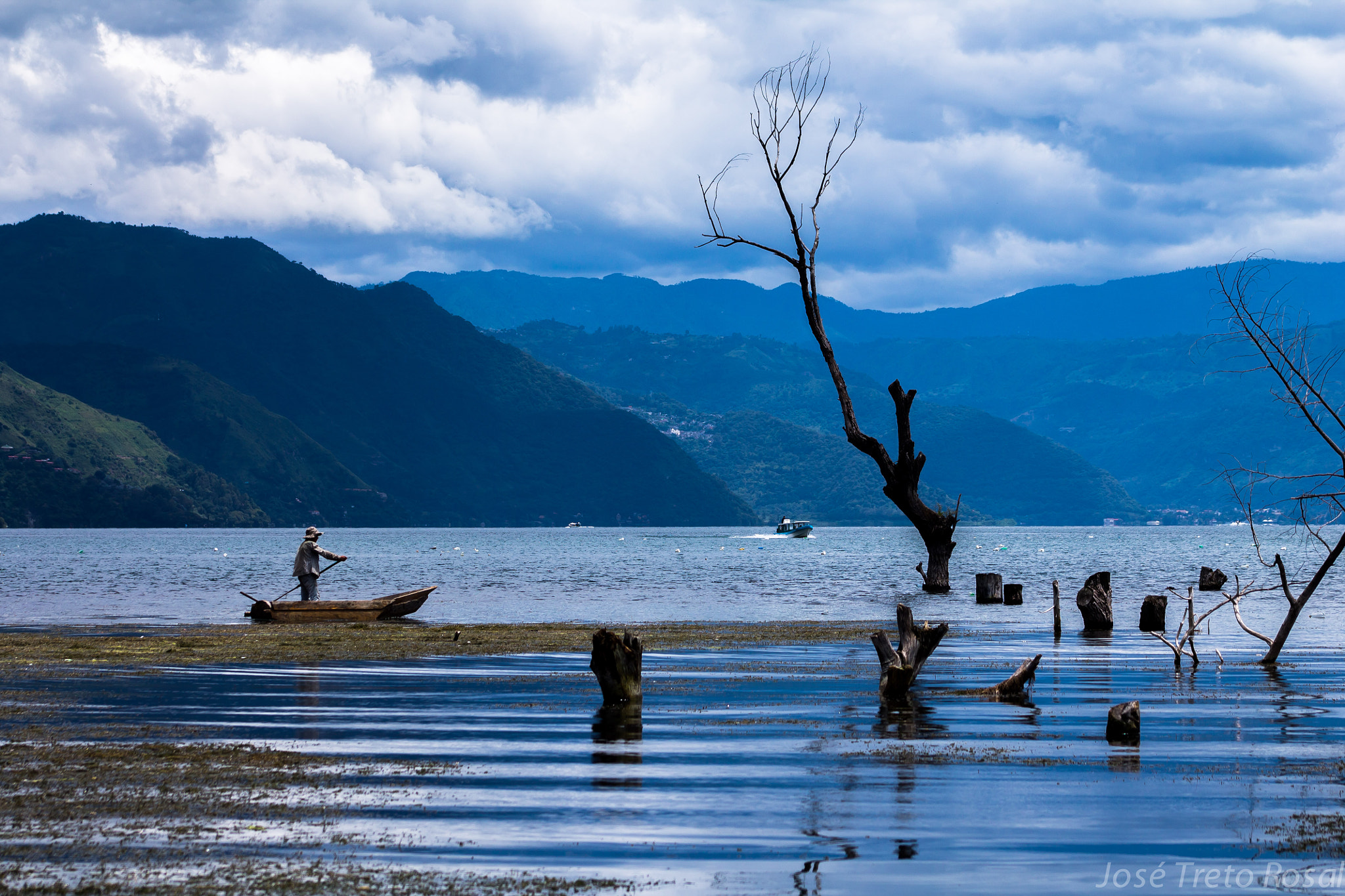 Canon EF 75-300mm f/4-5.6 USM sample photo. Bluish waters photography