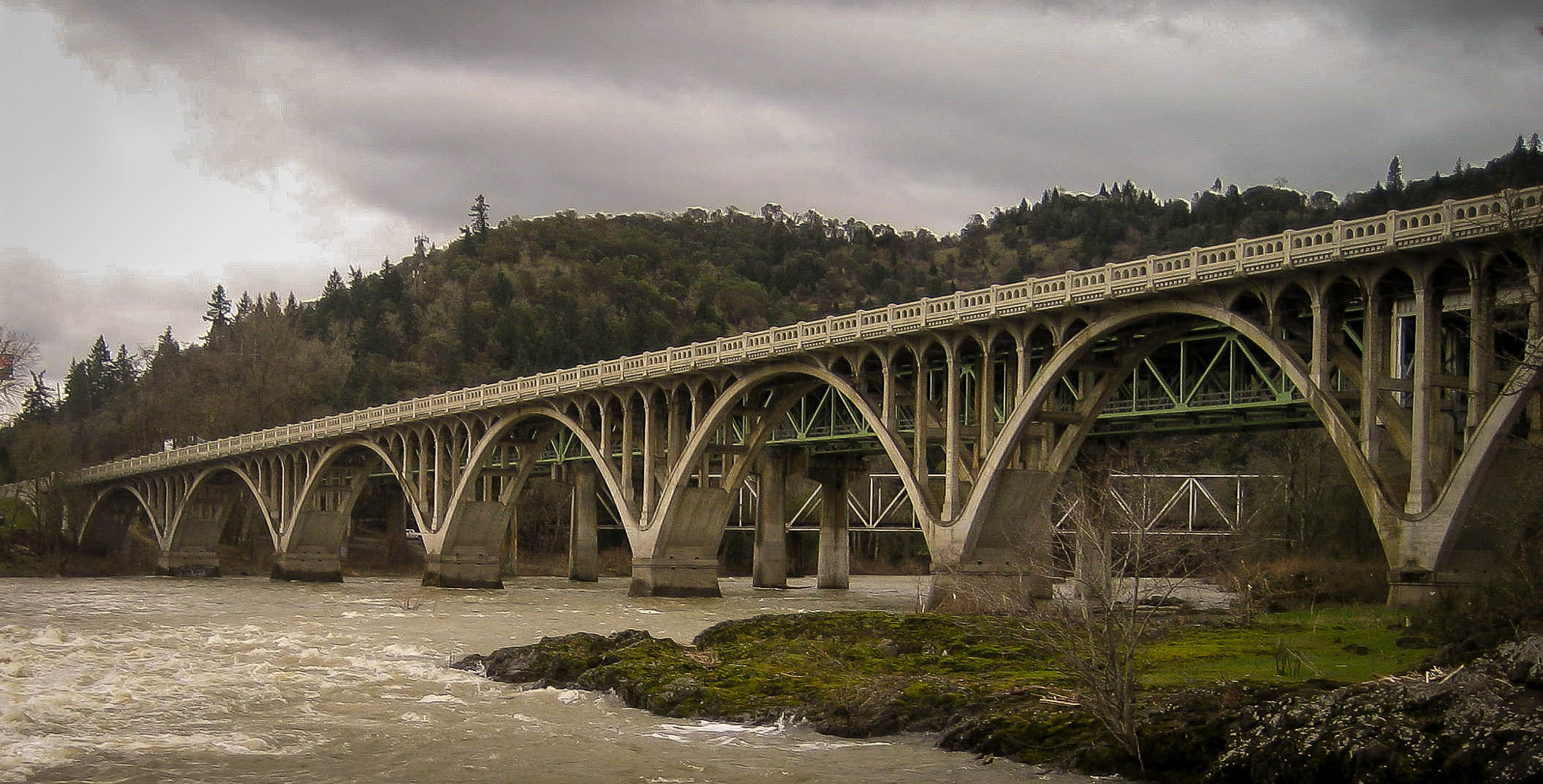 Canon POWERSHOT SD600 sample photo. Bridge over the north umpqua photography