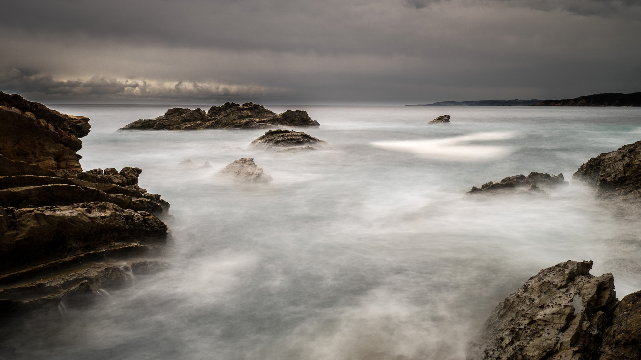 Olympus OM-D E-M1 + Olympus M.Zuiko Digital 17mm F1.8 sample photo. Tranquil sea photography