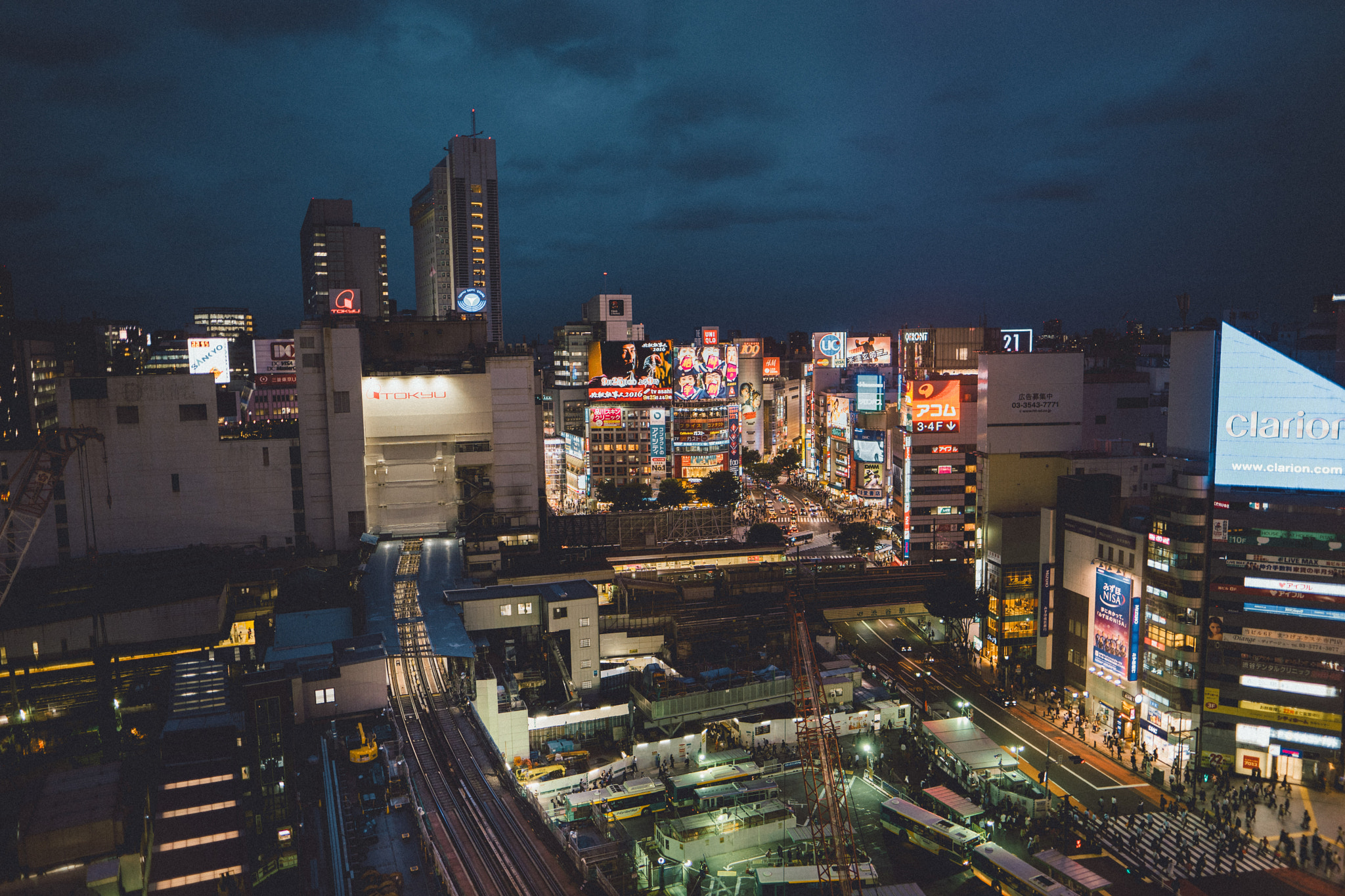 Sigma 24mm F1.4 DG HSM Art sample photo. Shibuya, tokyo photography