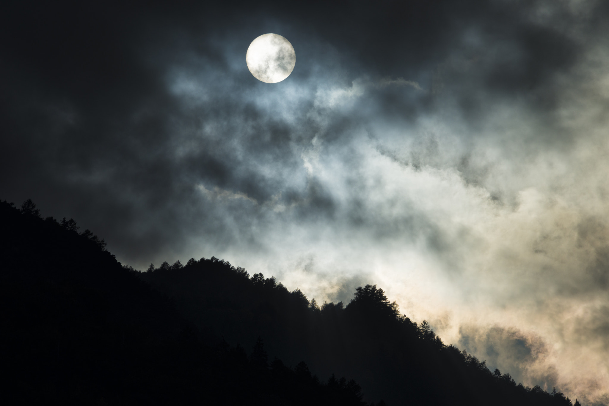 Nikon D800E sample photo. The sun 17 hours photography