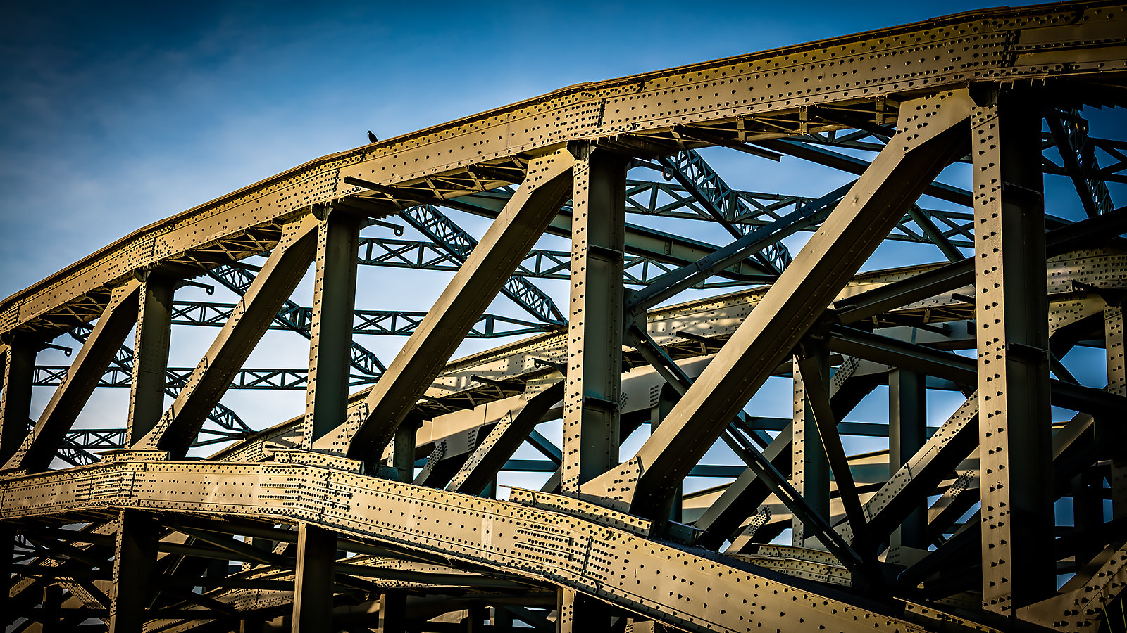 Canon EF 70-300mm F4-5.6L IS USM sample photo. Hohenzoller bridge photography