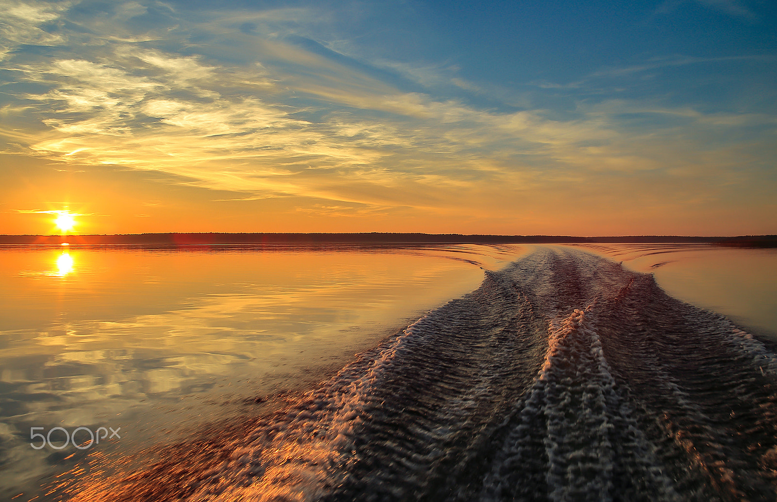 Canon EF 28-80mm f/2.8-4L sample photo. Sunset on the lake_magnificent view_2016 photography