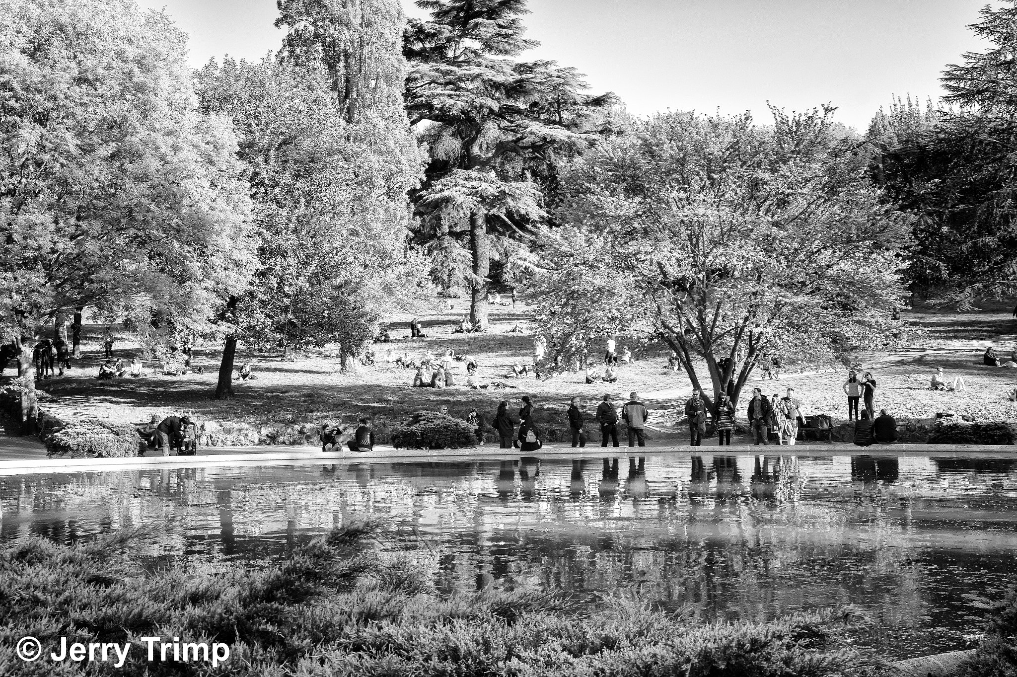 Sigma DC 18-125mm F4-5,6 D sample photo. Chilling @ villa borghese photography