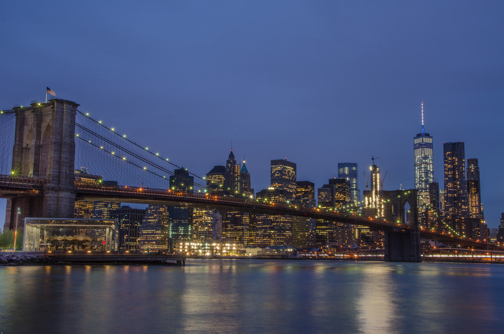 Nikon D7000 + Sigma 18-250mm F3.5-6.3 DC OS HSM sample photo. Brooklyn bridge photography