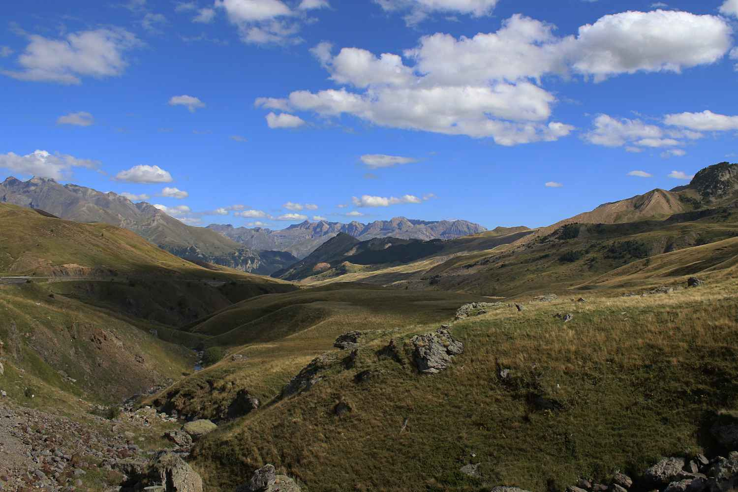 Canon EF-S 18-55mm F3.5-5.6 IS sample photo. Pyrénées espagnol photography