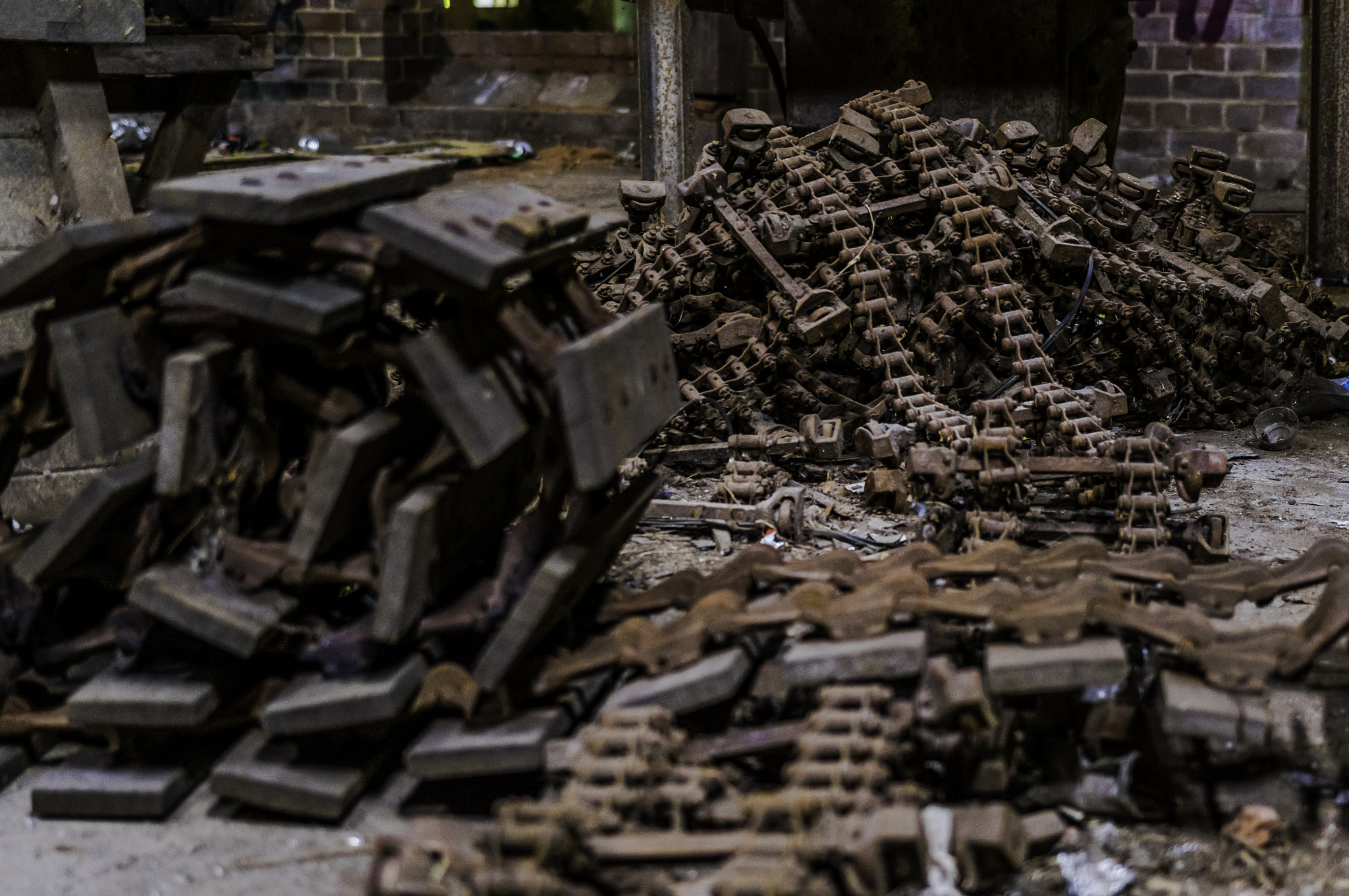 Pentax K-3 II sample photo. Pile of rust photography