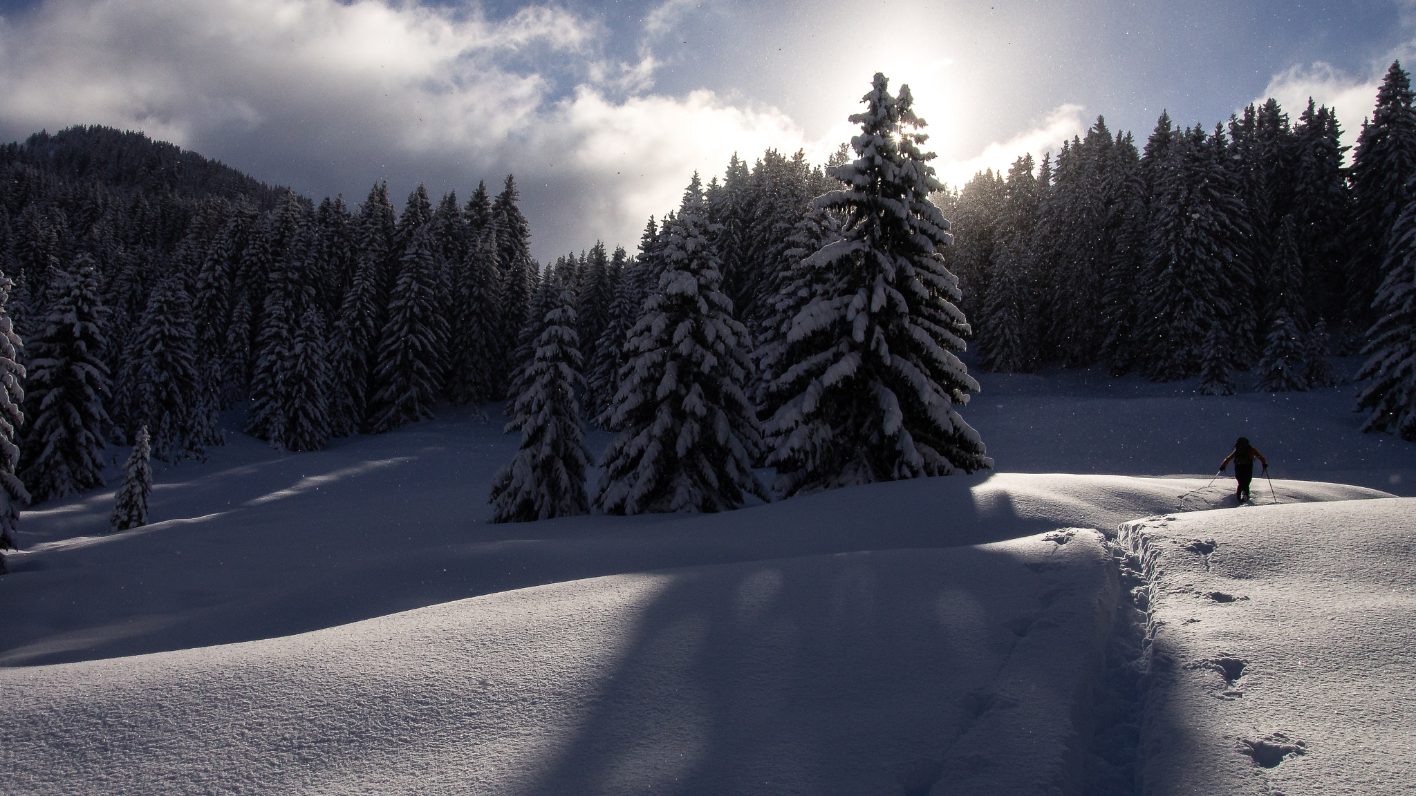 Olympus M.Zuiko Digital 14-42mm F3.5-5.6 II R sample photo. Ski de randonnée dans les arravis - france photography
