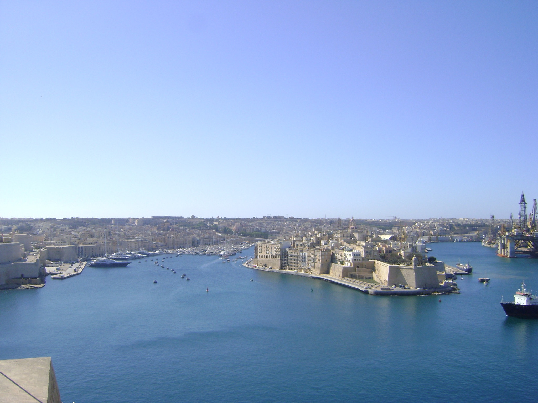 Sony Cyber-shot DSC-S750 sample photo. #malta#valetta photography