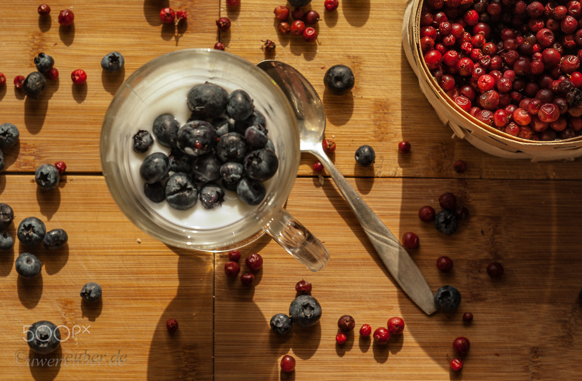 Pentax K10D + smc PENTAX-FA 50mm F1.7 sample photo. Joghurt with fresh berries photography