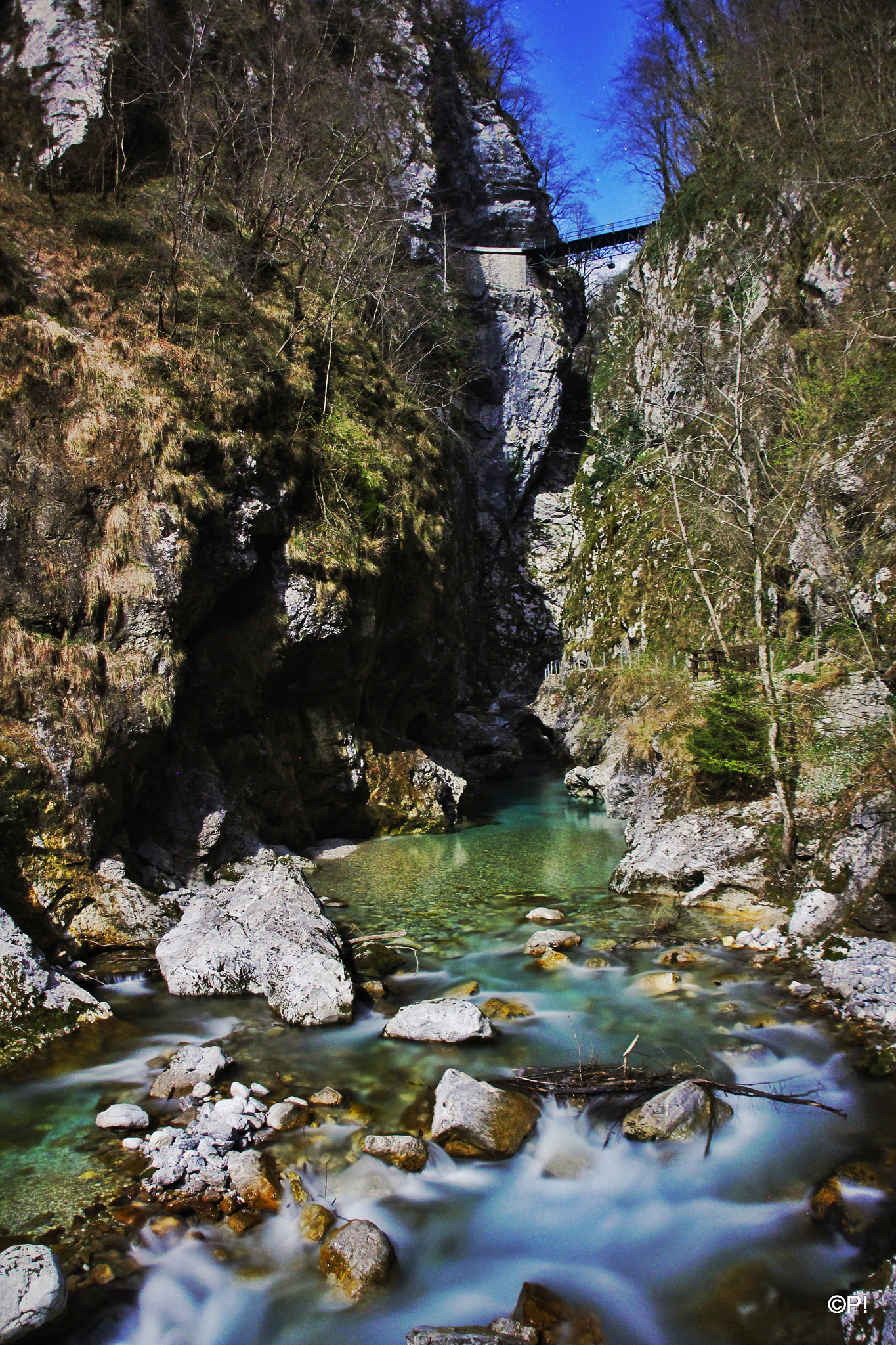 Canon EOS 650D (EOS Rebel T4i / EOS Kiss X6i) + Canon 18-200mm sample photo. Tolmin gorges - slovenia photography