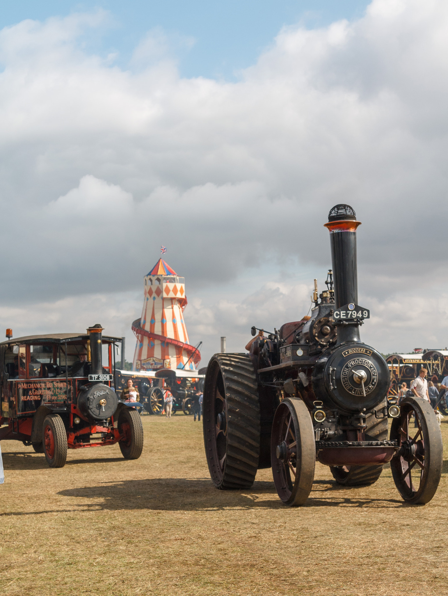 Canon EF-S 17-85mm F4-5.6 IS USM sample photo. Proctor steam tractor and foden steam lorry photography