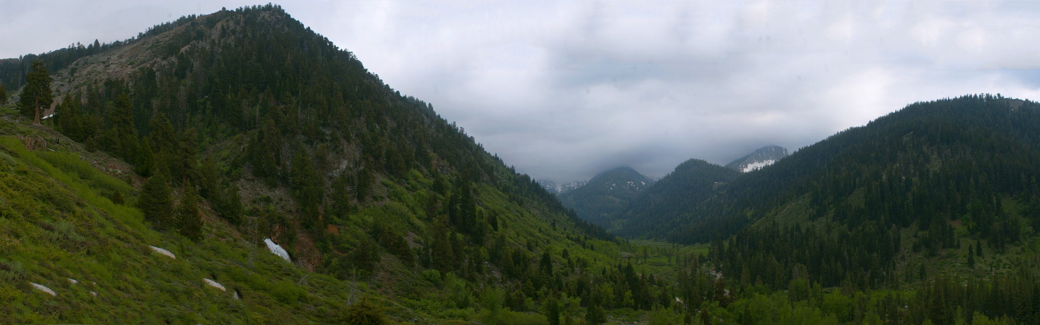 Nikon D80 + Nikon AF Nikkor 24mm F2.8D sample photo. Valley in heaven!! photography