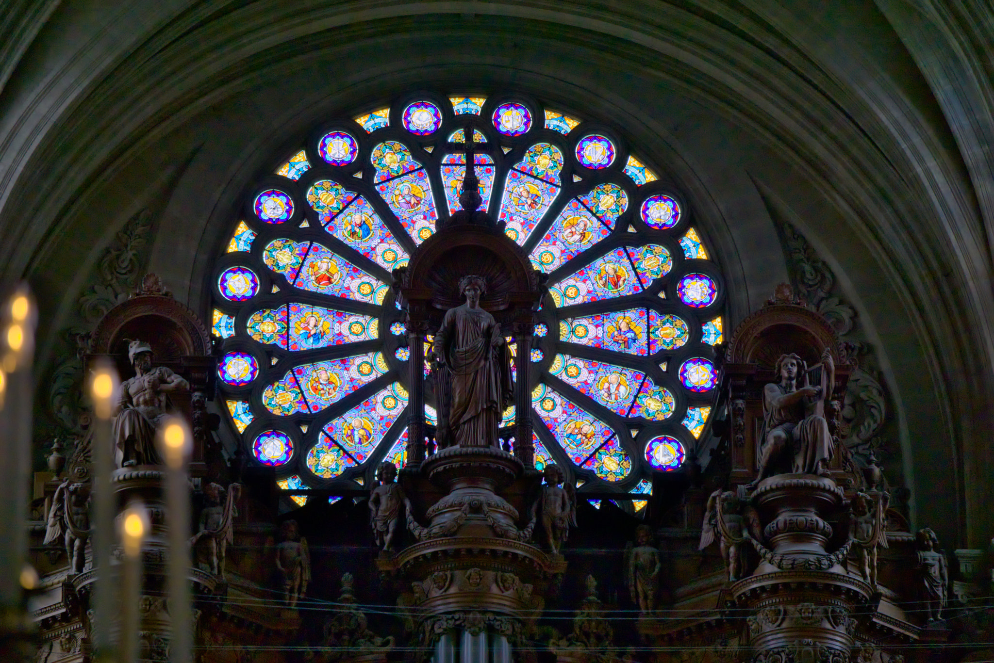 Sony FE 24-240mm F3.5-6.3 OSS sample photo. Saint-eustache - rosace photography