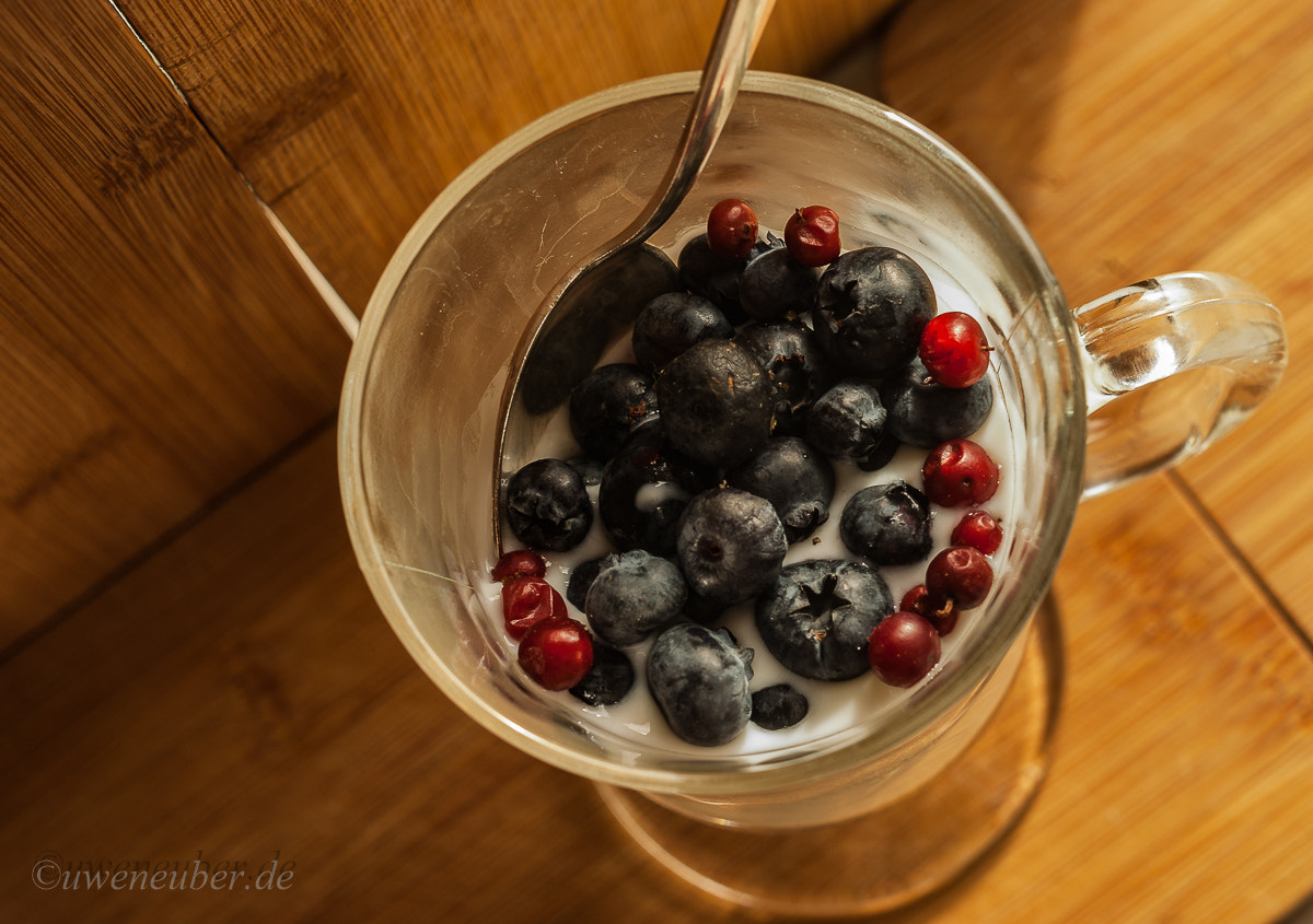 Pentax K10D sample photo. Joghurt with fresh berriers photography