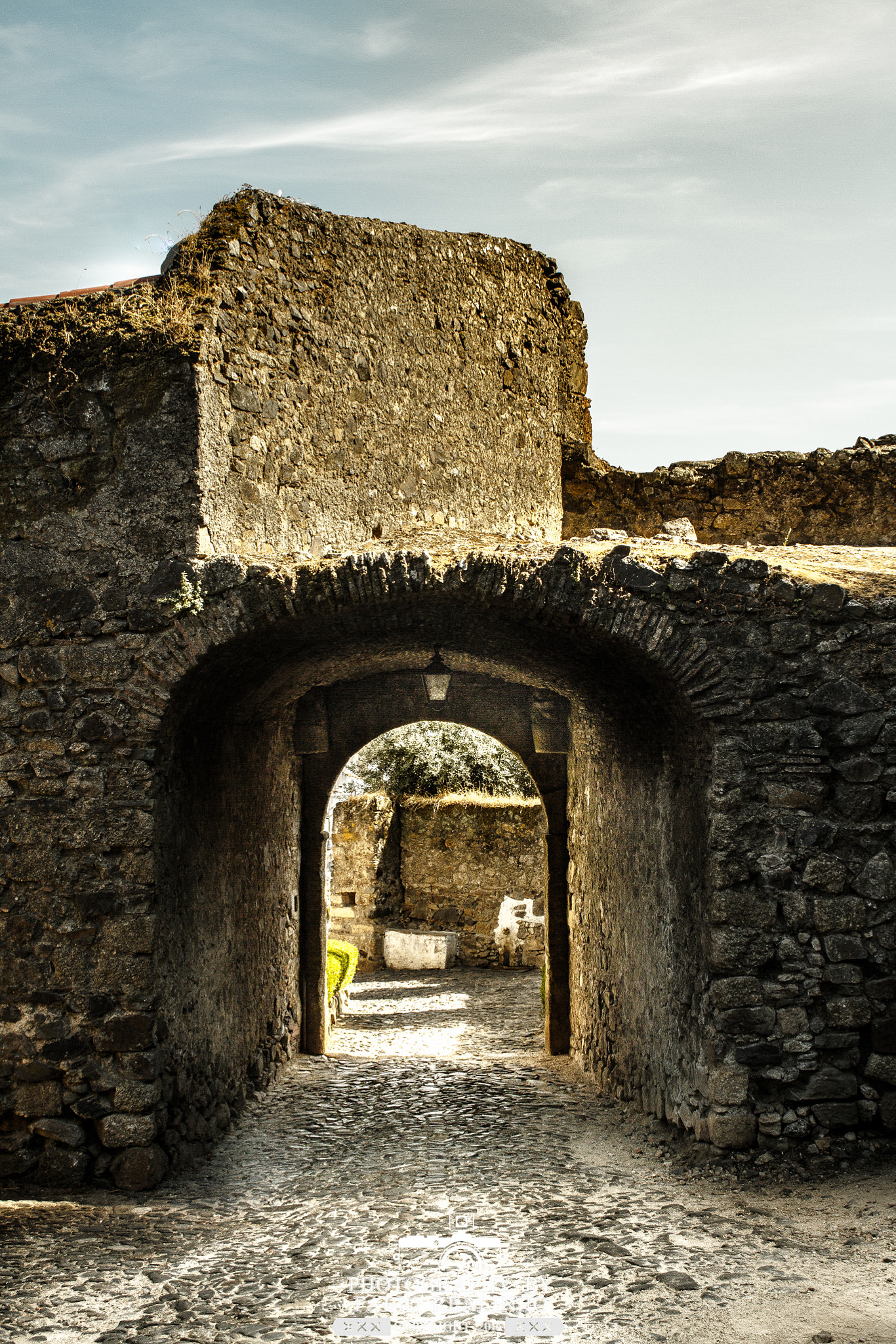 Canon EF-S 18-55mm F3.5-5.6 III sample photo. Castelo de vide photography