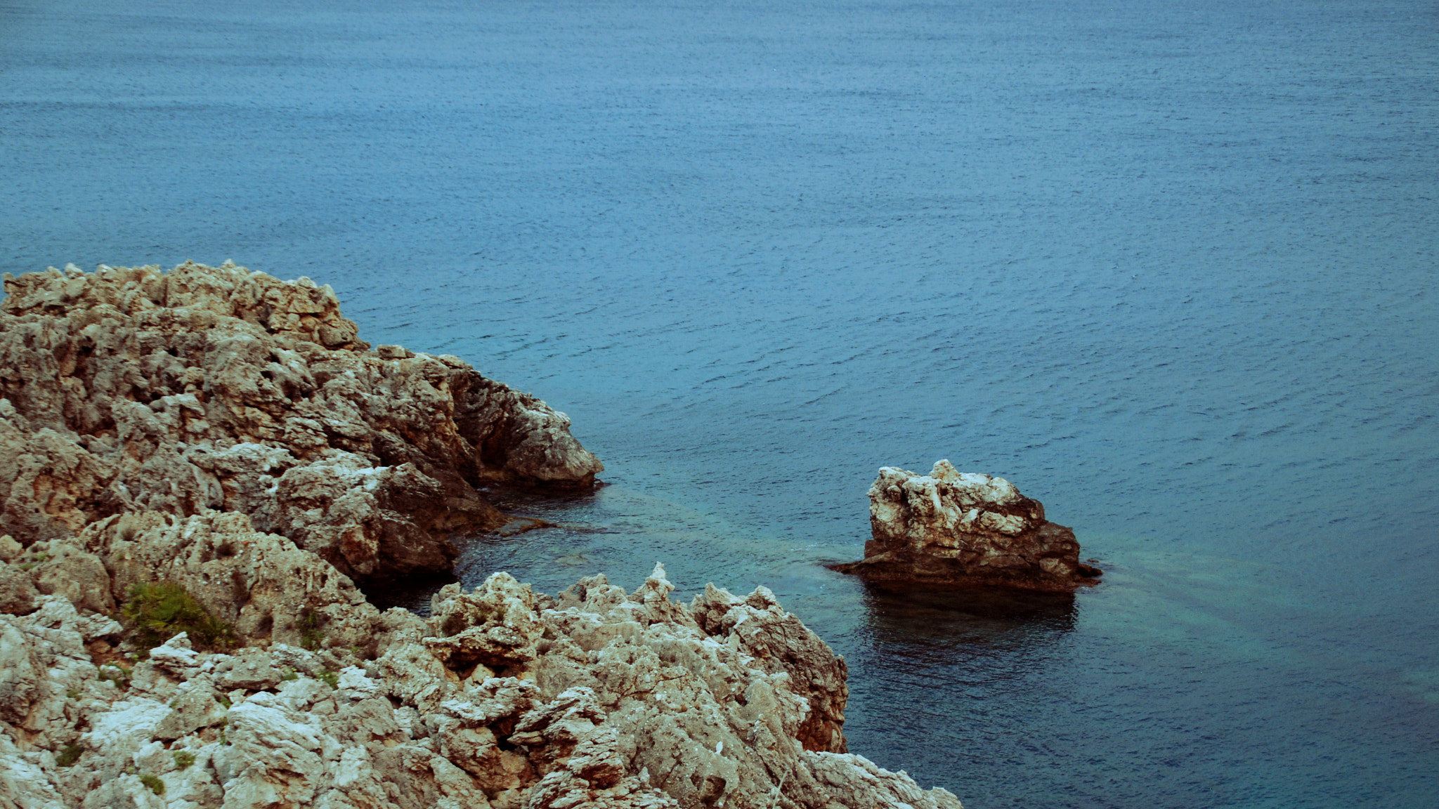 Nikon D80 sample photo. Waves and shadows photography