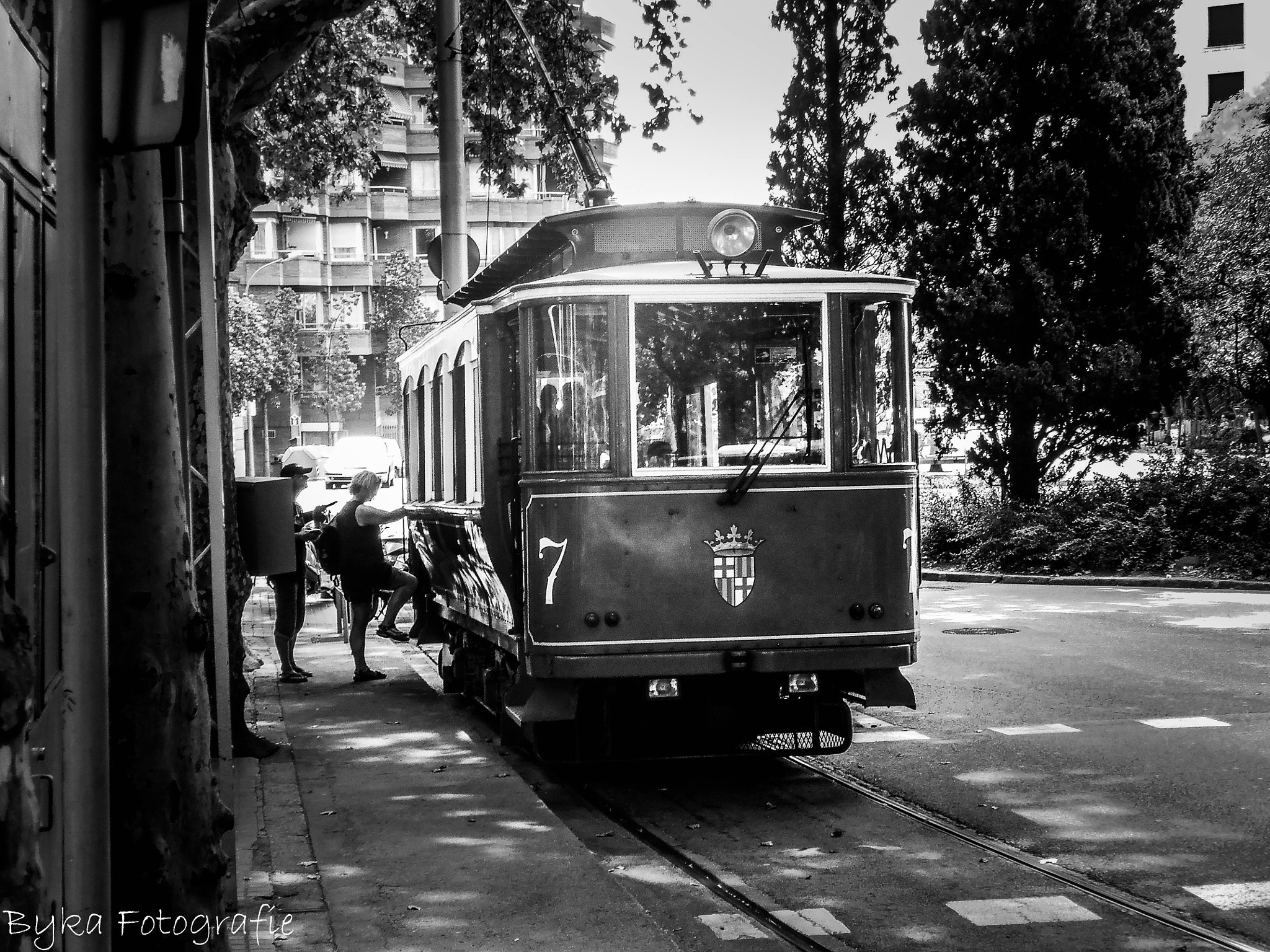 Olympus VR310,D720 sample photo. Tramvia blau barcelona  photography