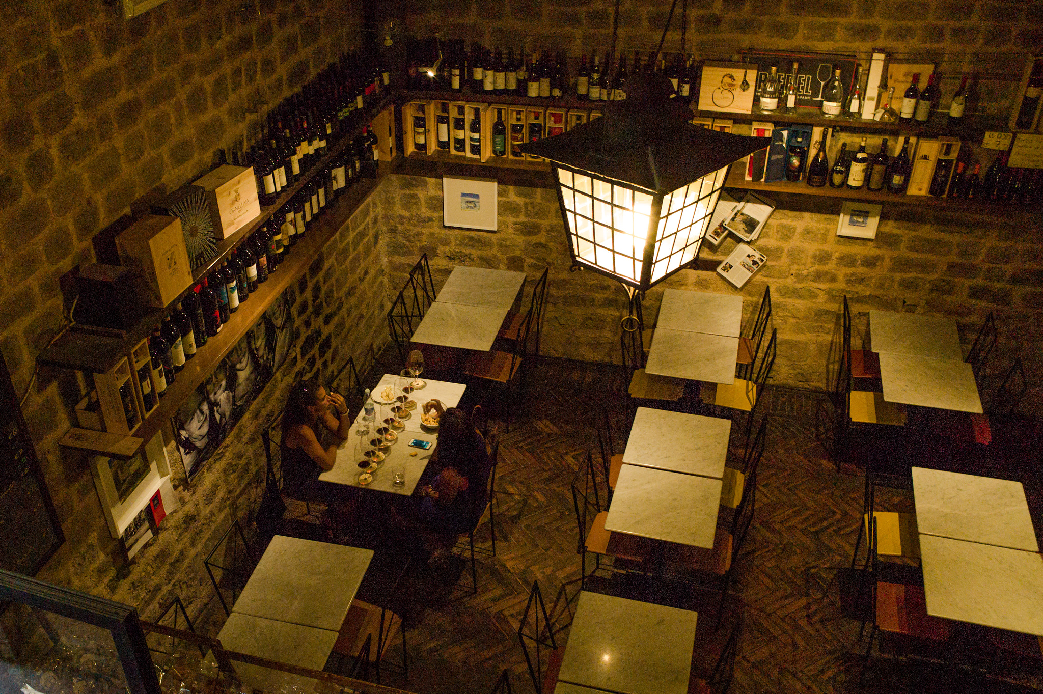 Elmarit-M 28mm f/2.8 (III) sample photo. Wine tasting photography