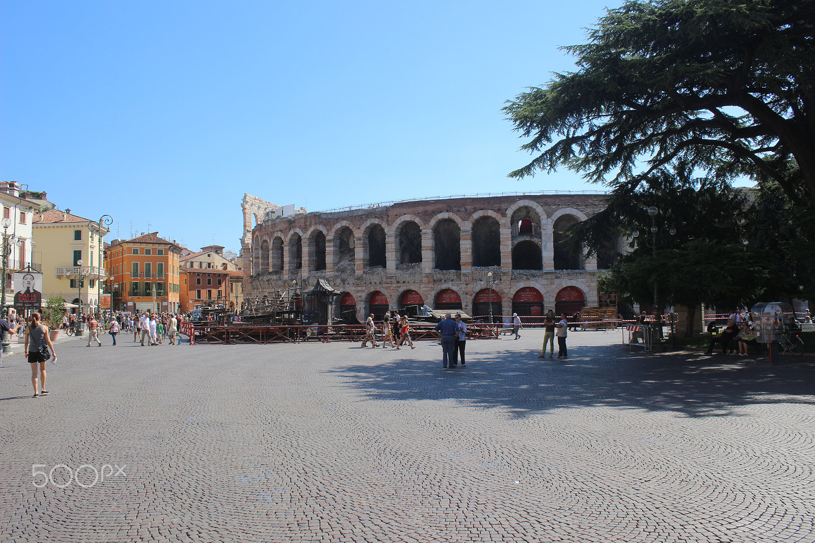 Canon EF-S 18-55mm F3.5-5.6 IS sample photo. Verona photography