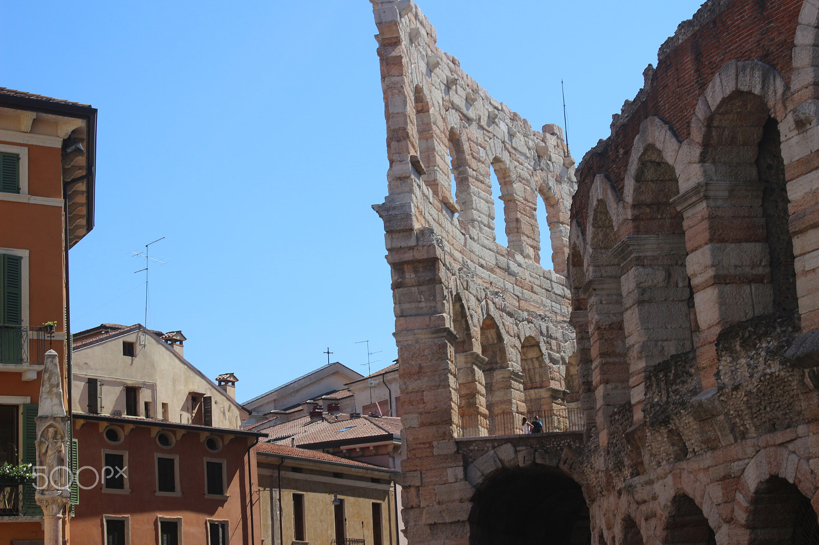 Canon EF-S 18-55mm F3.5-5.6 IS sample photo. Verona photography