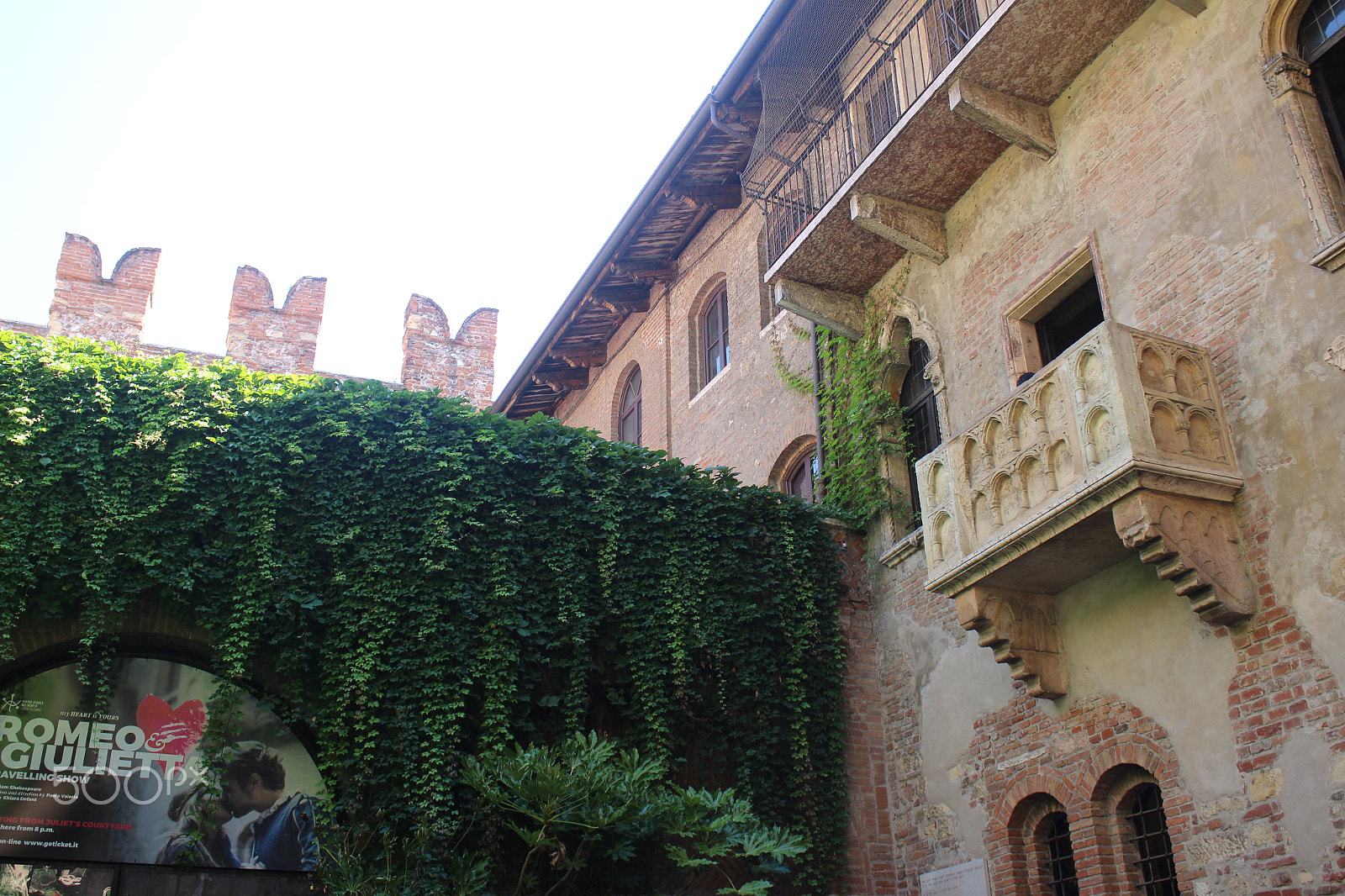 Canon EF-S 18-55mm F3.5-5.6 IS sample photo. Verona photography