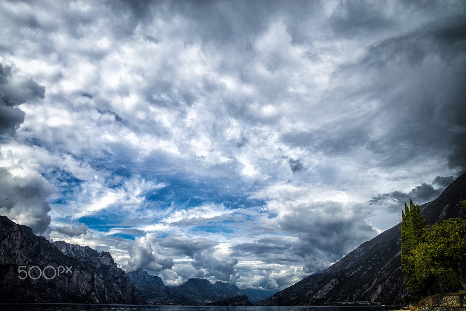 Sony a7R sample photo. Cloudy day photography