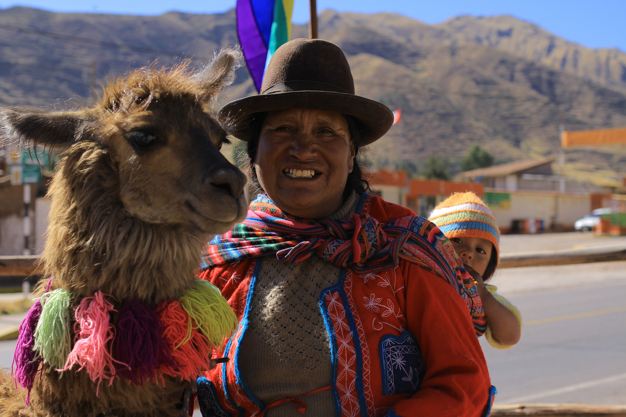 Canon EF 35mm F2 IS USM sample photo. Just a day in peru. photography
