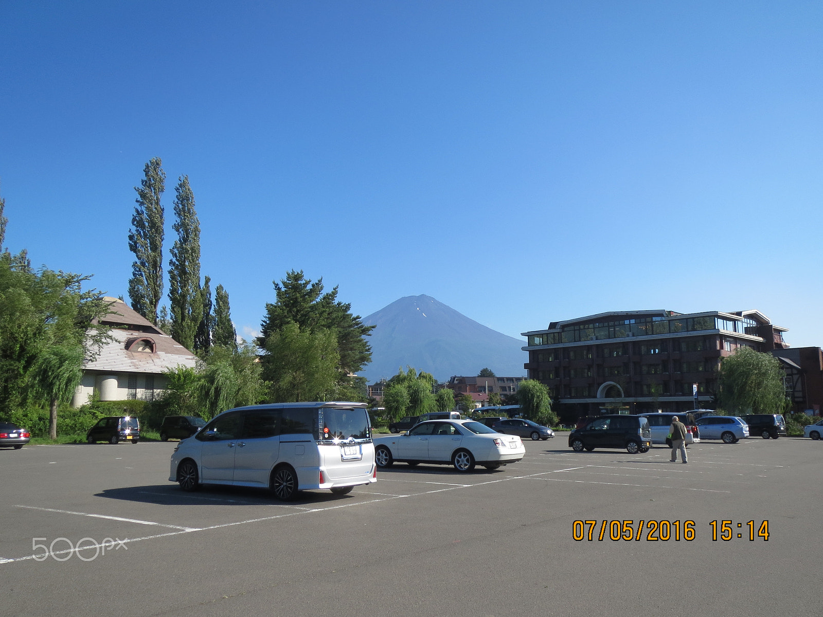 Canon PowerShot ELPH 530 HS (IXUS 510 HS / IXY 1) sample photo. At mt. fuji and the lakes. photography