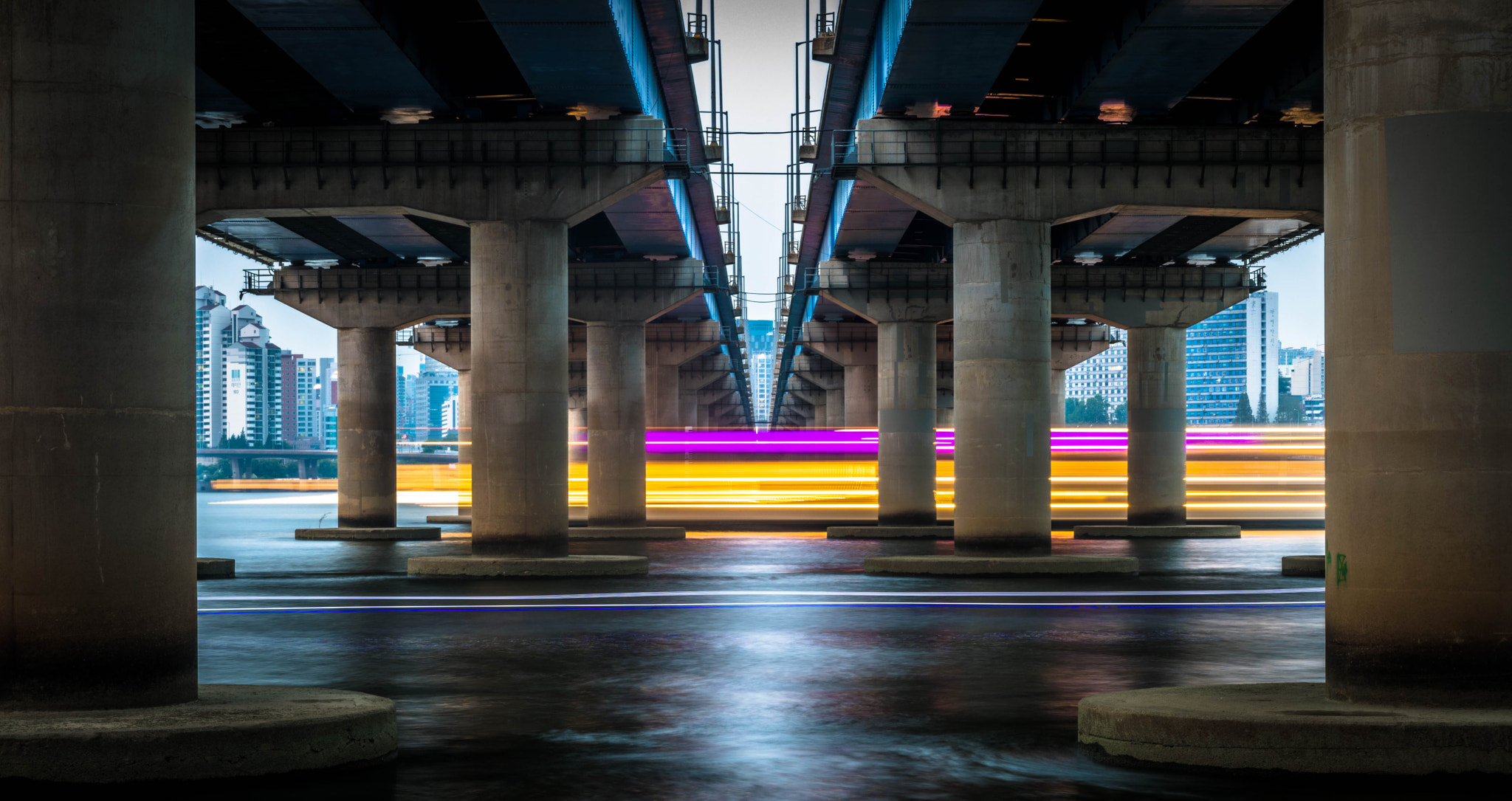 Nikon D5300 + Sigma 18-50mm F2.8 EX DC Macro sample photo. Under the bridge photography