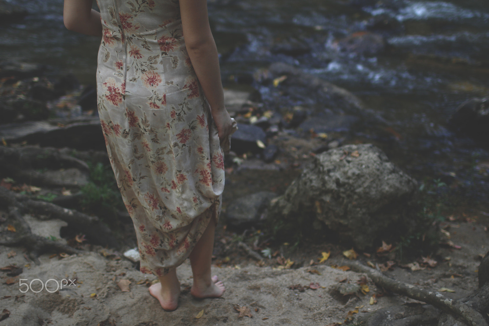 Canon EOS 7D + Canon EF 35mm F1.4L USM sample photo. Girl in river photography