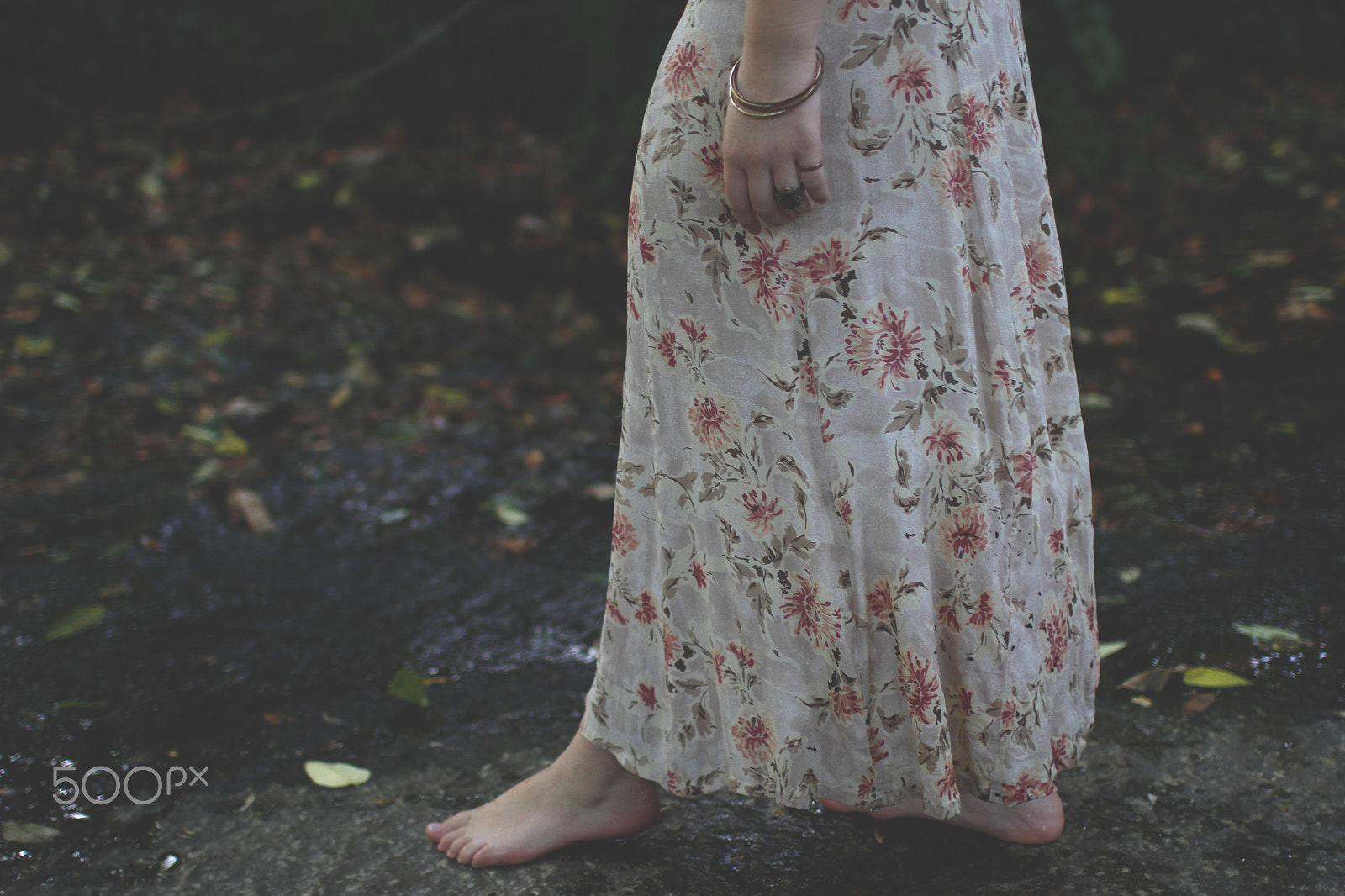 Canon EOS 7D + Canon EF 35mm F1.4L USM sample photo. Walking in the river photography